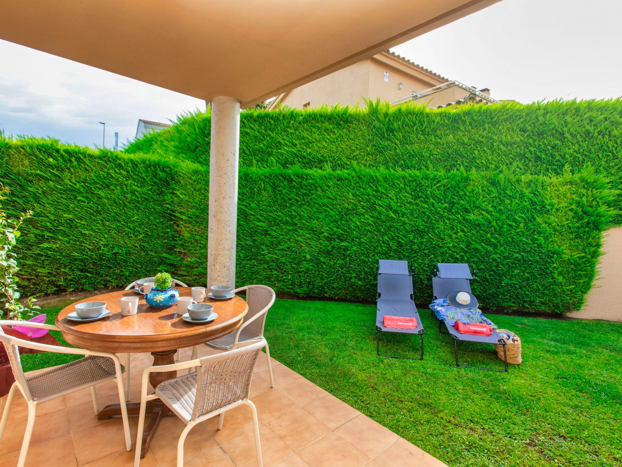 Photo 6 - Maison de 3 chambres à l'Escala avec piscine et jardin