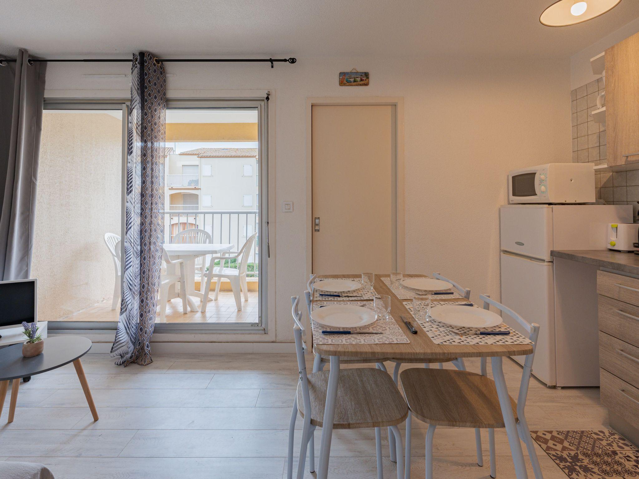 Foto 10 - Appartamento con 2 camere da letto a Agde con terrazza e vista mare