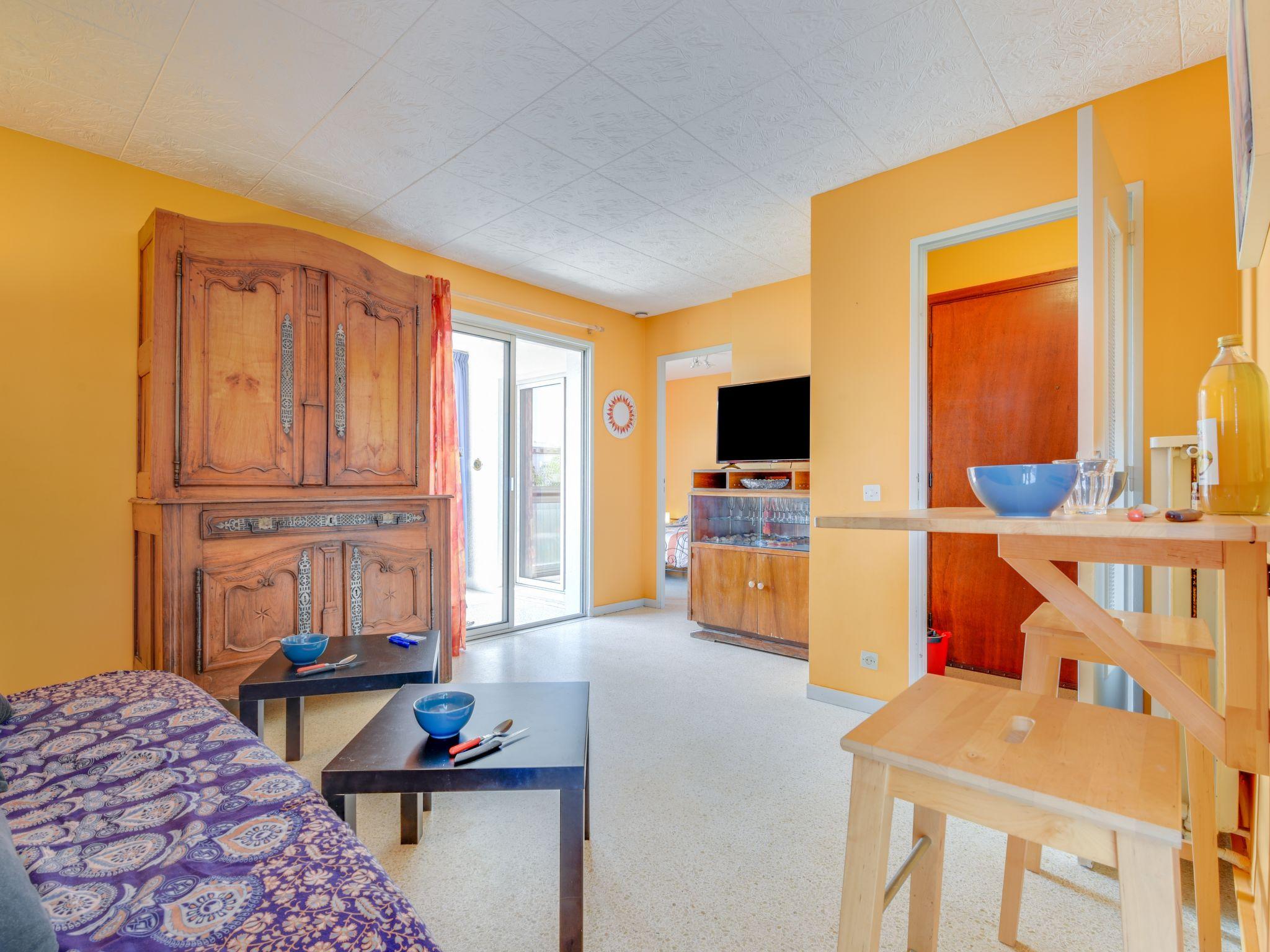 Foto 1 - Apartamento de 1 quarto em Le Grau-du-Roi com terraço e vistas do mar