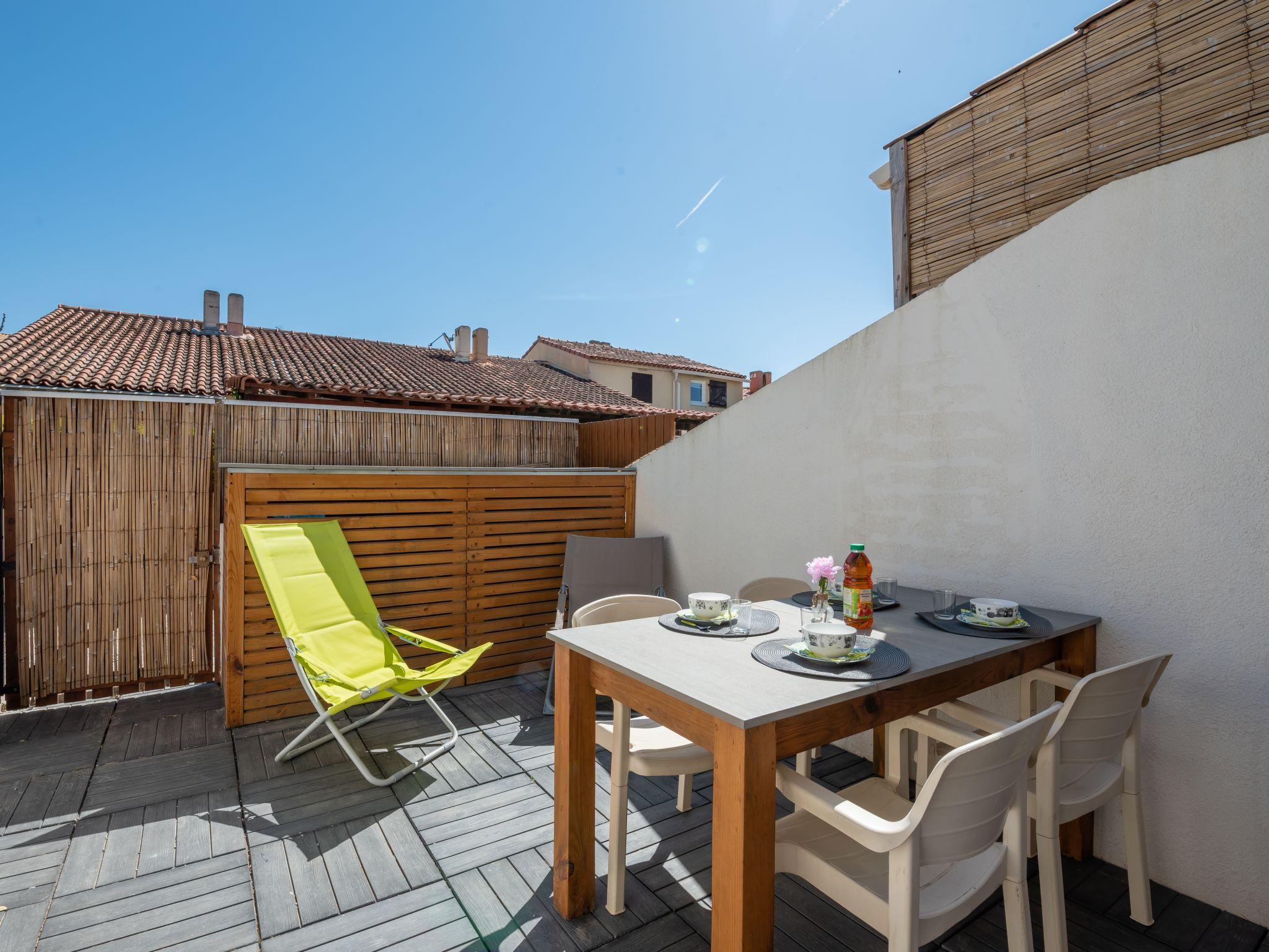 Foto 5 - Haus mit 2 Schlafzimmern in Le Grau-du-Roi mit terrasse und blick aufs meer