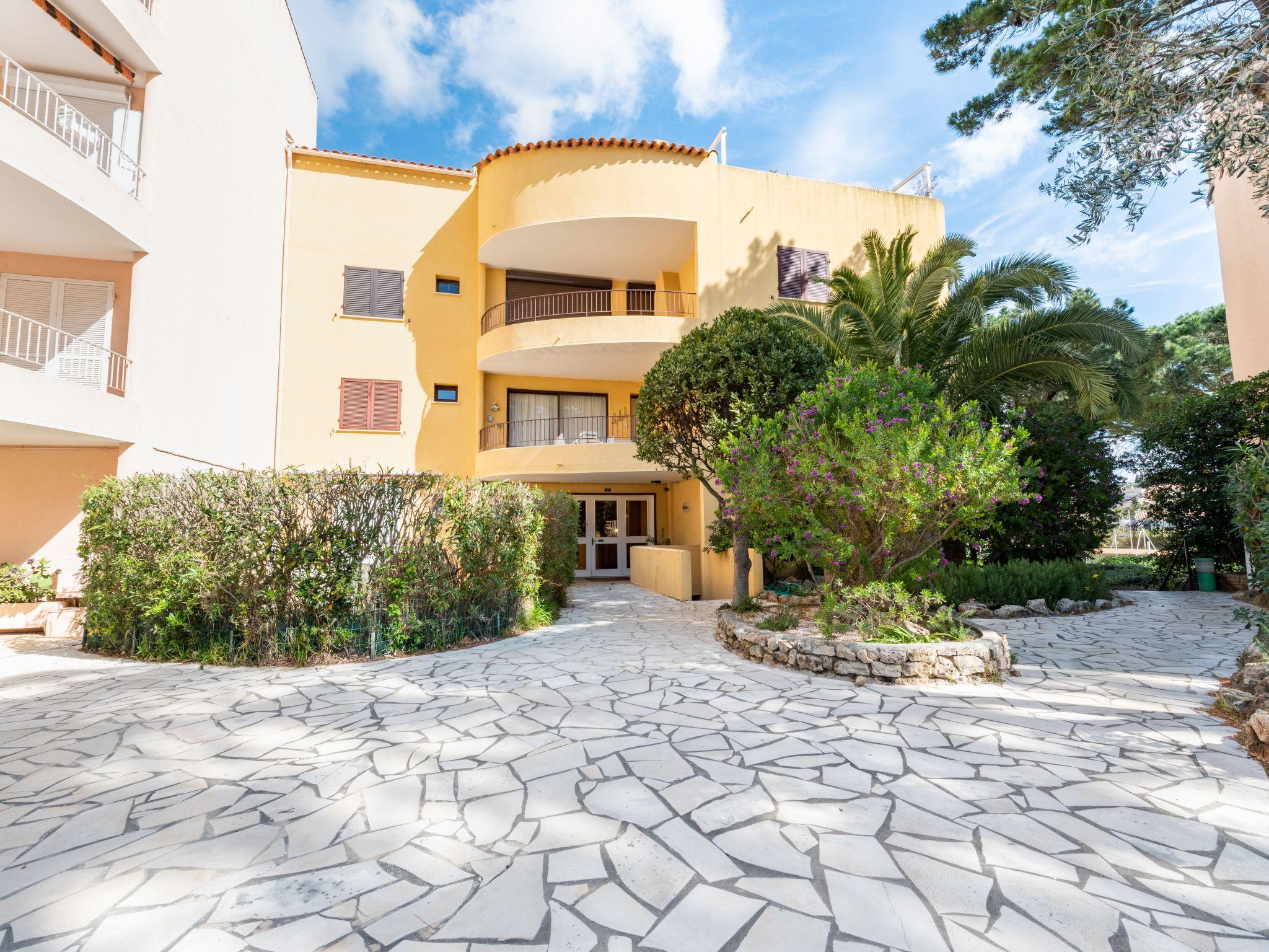 Photo 12 - Appartement de 2 chambres à Cavalaire-sur-Mer avec jardin et vues à la mer