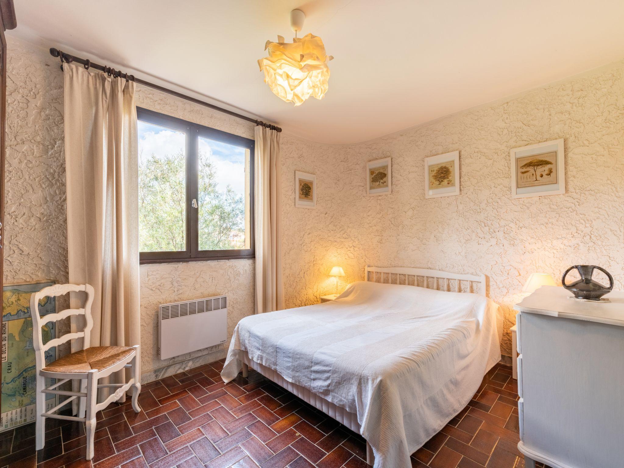 Foto 6 - Apartment mit 2 Schlafzimmern in Cavalaire-sur-Mer mit garten und blick aufs meer