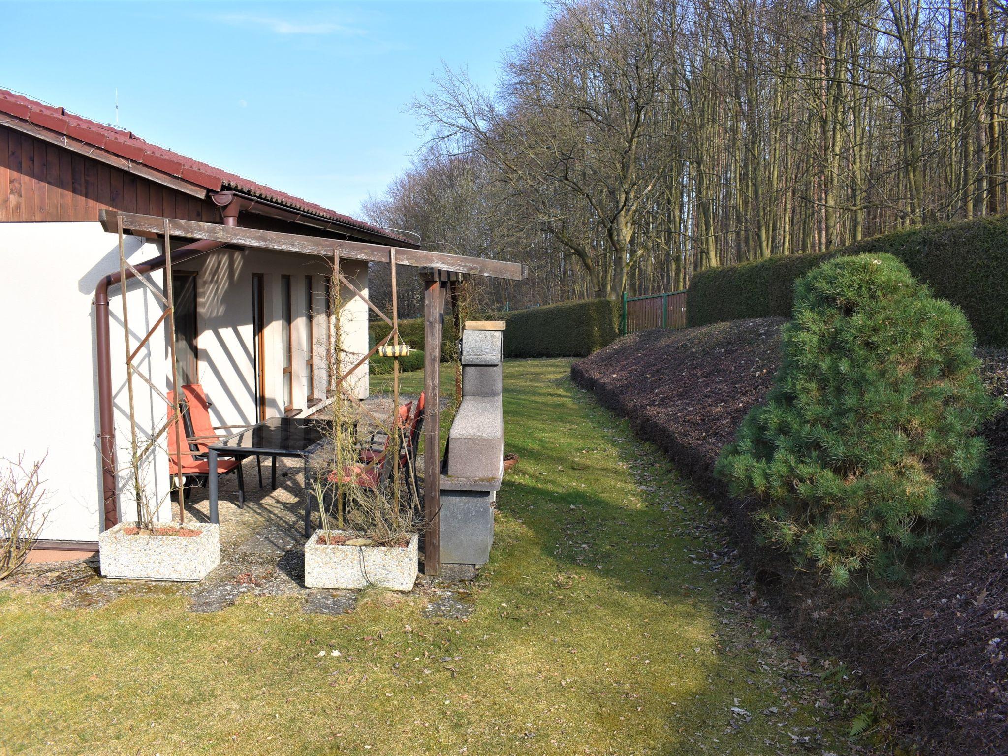 Photo 22 - Maison de 2 chambres à Rabyně avec jardin et vues sur la montagne