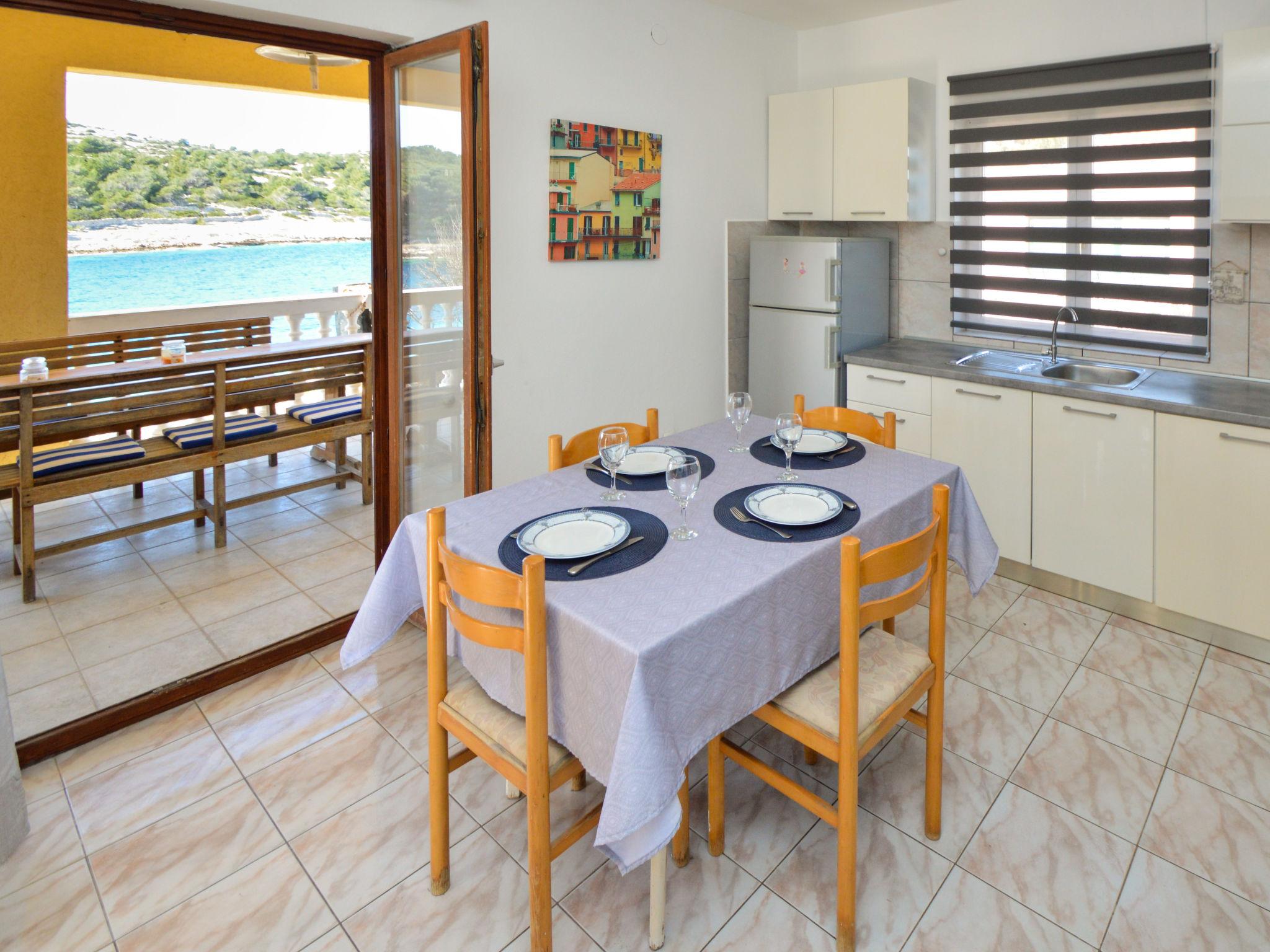Photo 3 - 4 bedroom House in Sibenik with terrace and sea view