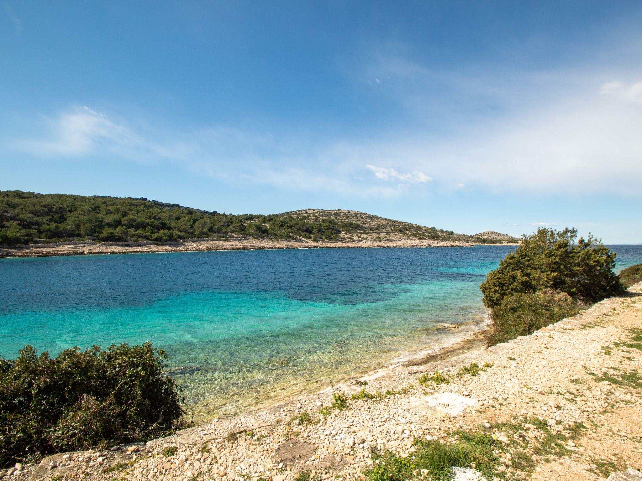 Foto 10 - Haus mit 4 Schlafzimmern in Sibenik mit terrasse und blick aufs meer