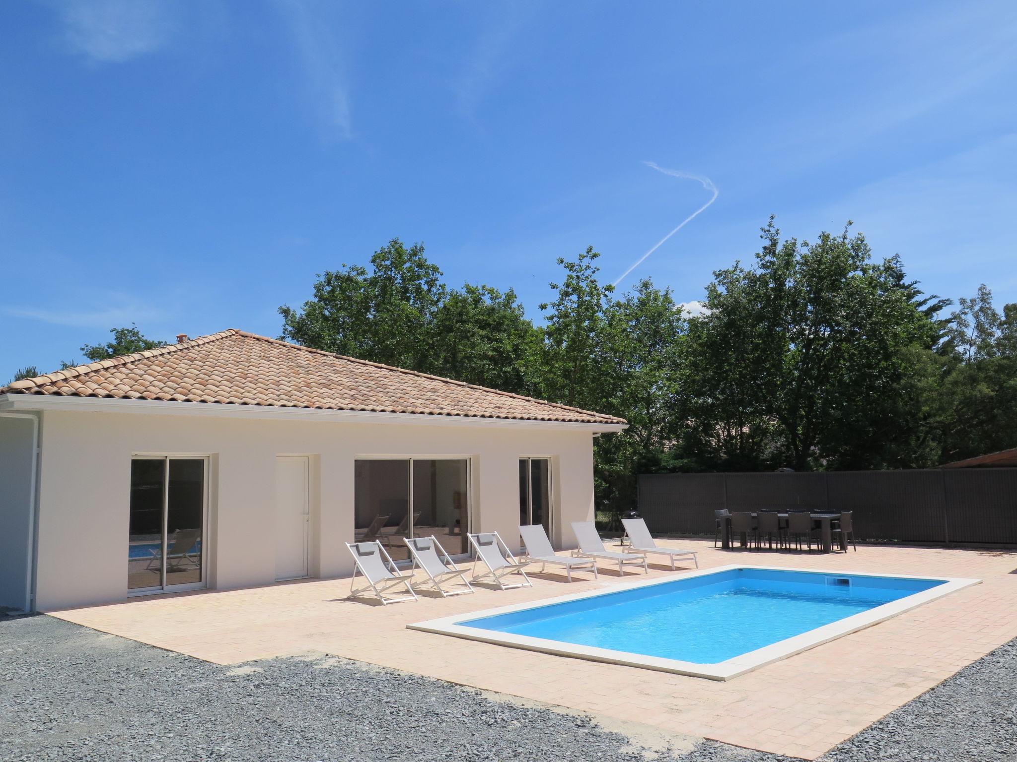 Photo 20 - Maison de 4 chambres à Vendays-Montalivet avec piscine privée et vues à la mer