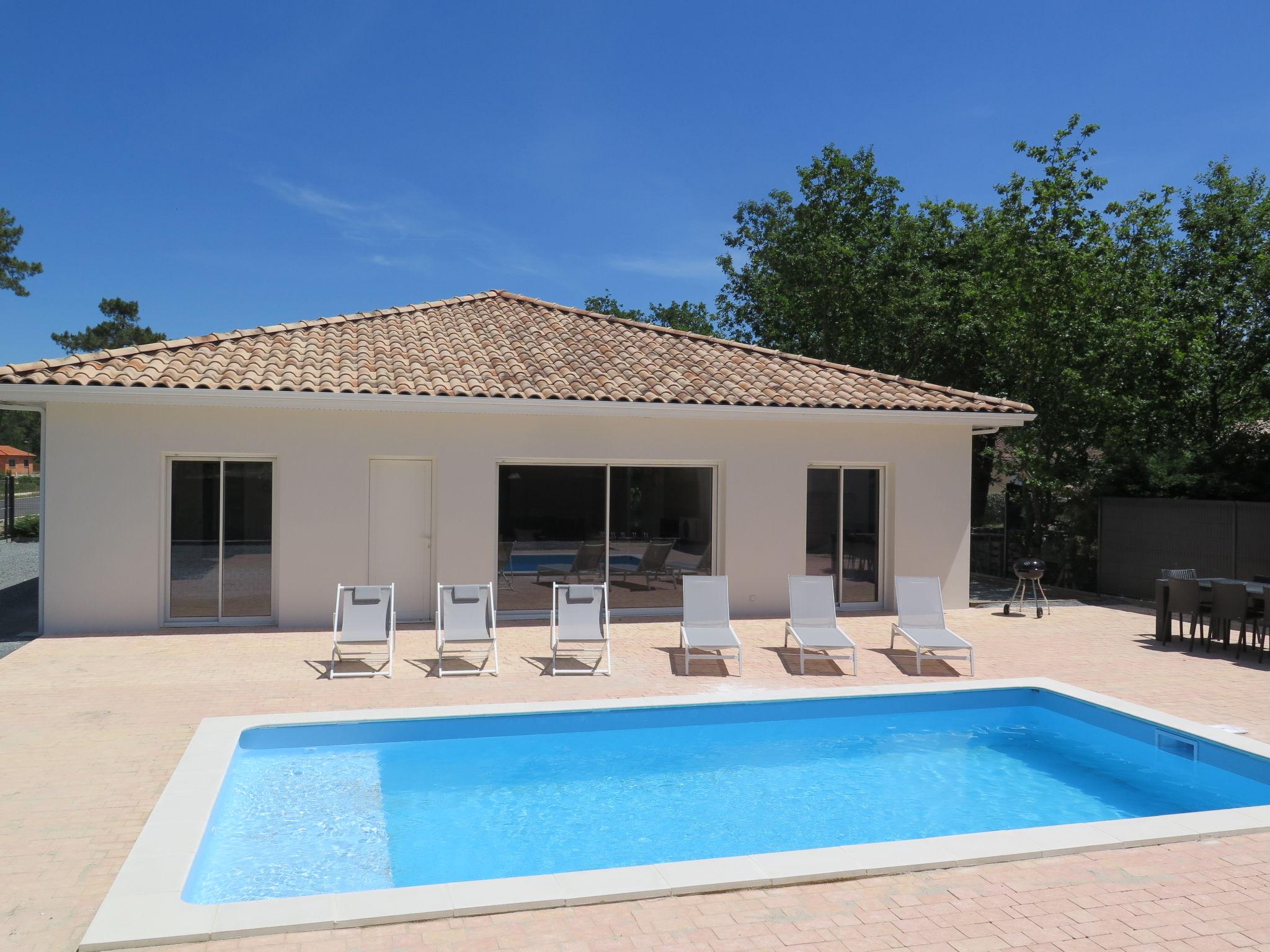 Photo 1 - Maison de 4 chambres à Vendays-Montalivet avec piscine privée et vues à la mer