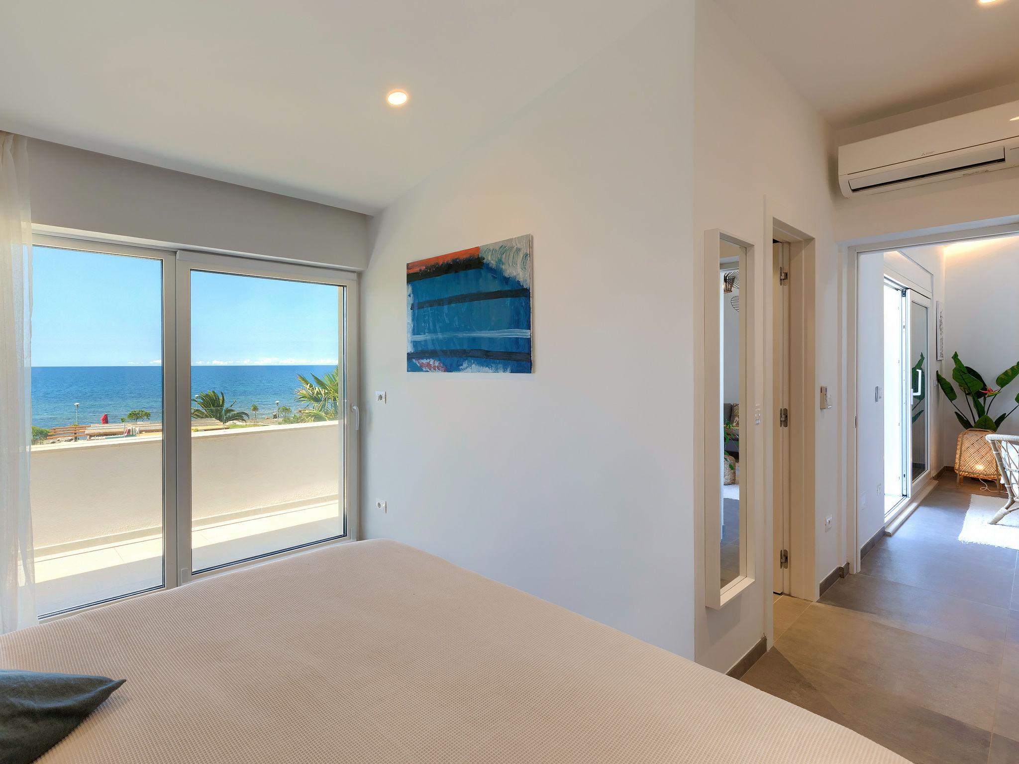 Foto 28 - Apartamento de 3 quartos em Umag com jardim e vistas do mar
