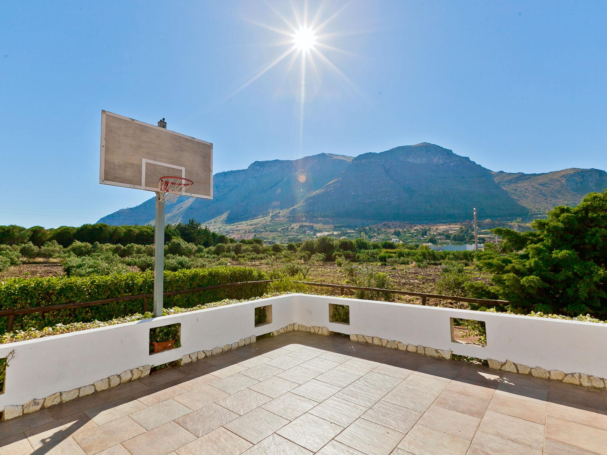 Photo 27 - Maison de 4 chambres à Castellammare del Golfo avec piscine privée et vues à la mer