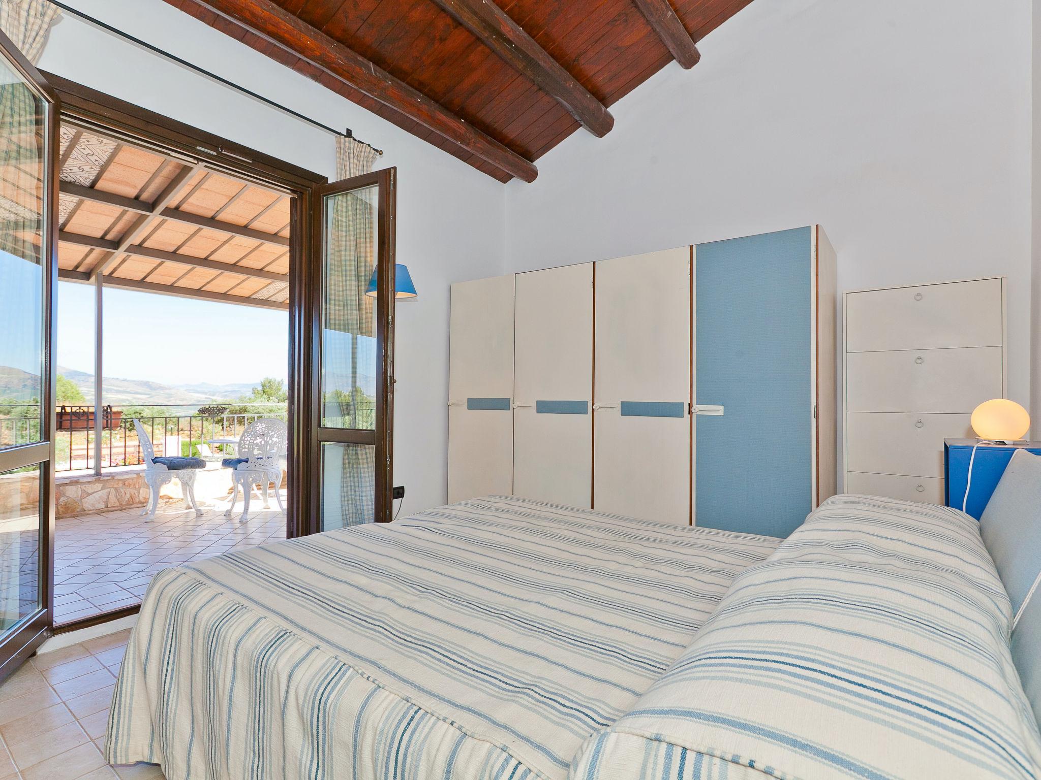 Foto 13 - Casa con 4 camere da letto a Castellammare del Golfo con piscina privata e vista mare