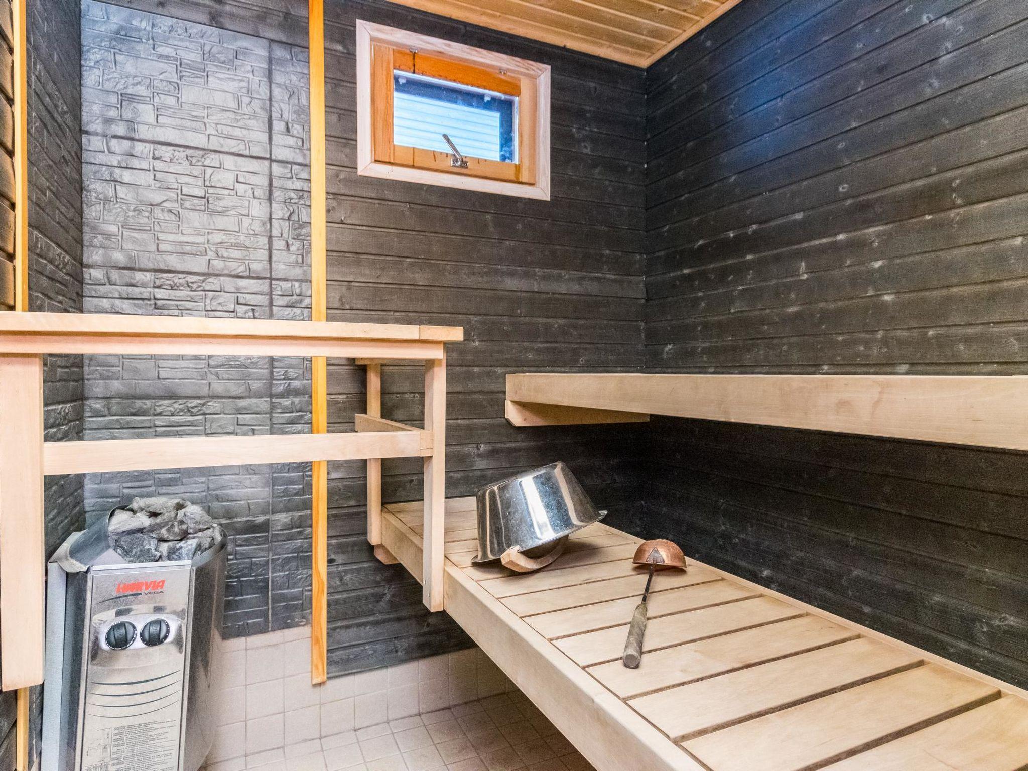 Foto 18 - Casa de 3 habitaciones en Hyrynsalmi con sauna
