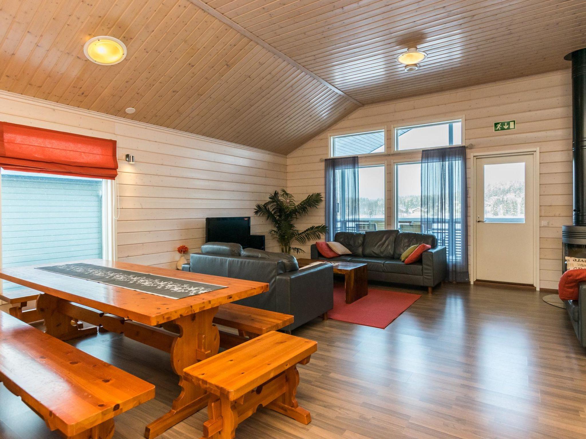 Foto 6 - Casa de 3 habitaciones en Hyrynsalmi con sauna