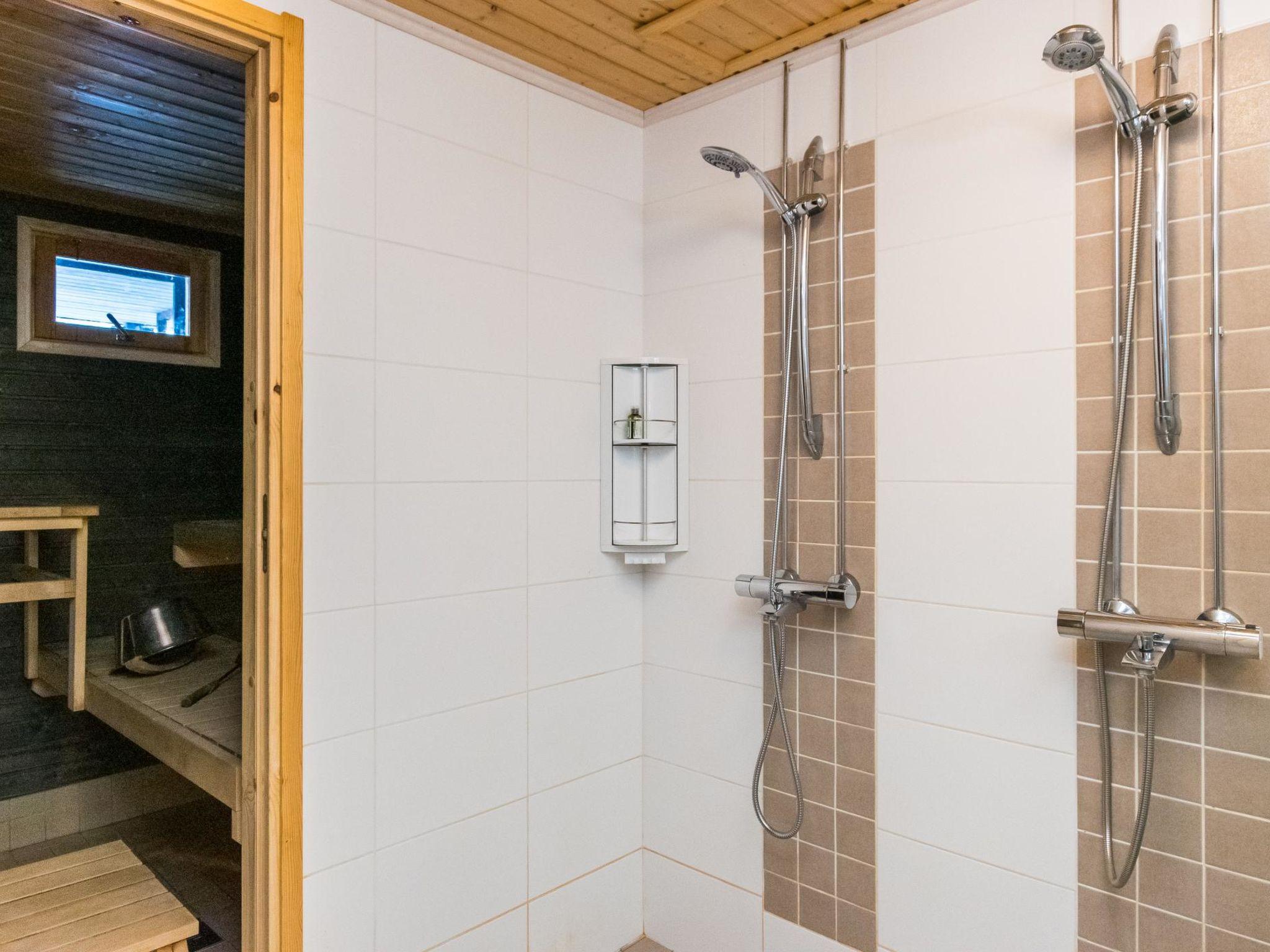 Foto 19 - Casa de 3 habitaciones en Hyrynsalmi con sauna