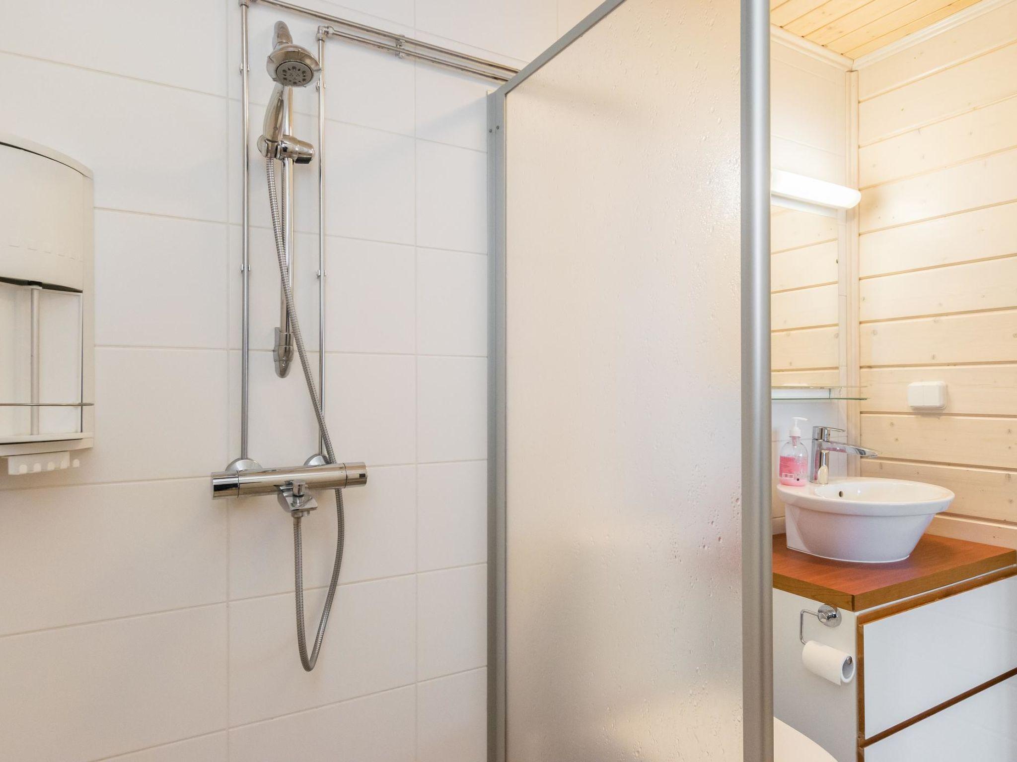 Foto 21 - Casa de 3 quartos em Hyrynsalmi com sauna