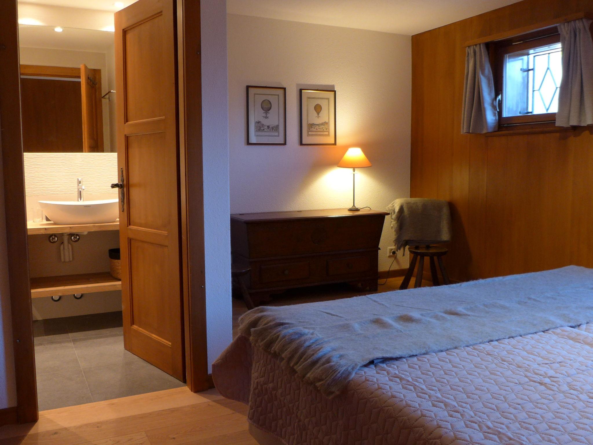 Foto 22 - Apartment mit 4 Schlafzimmern in Val de Bagnes mit blick auf die berge
