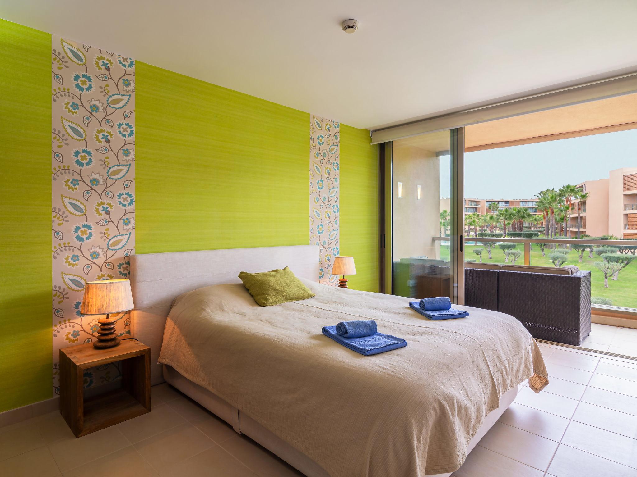 Photo 5 - Appartement de 2 chambres à Albufeira avec piscine et vues à la mer
