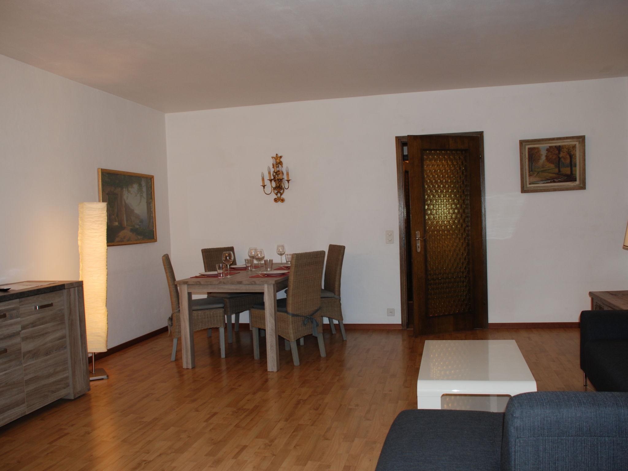 Photo 13 - 2 bedroom Apartment in Ascona with swimming pool and mountain view