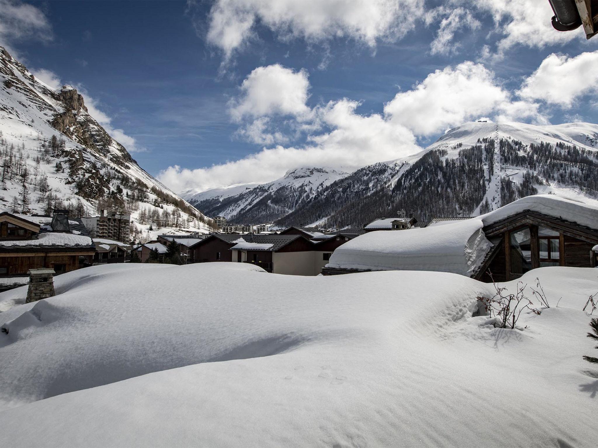 Photo 5 - Maison de 4 chambres à Val-d'Isère avec terrasse et bain à remous