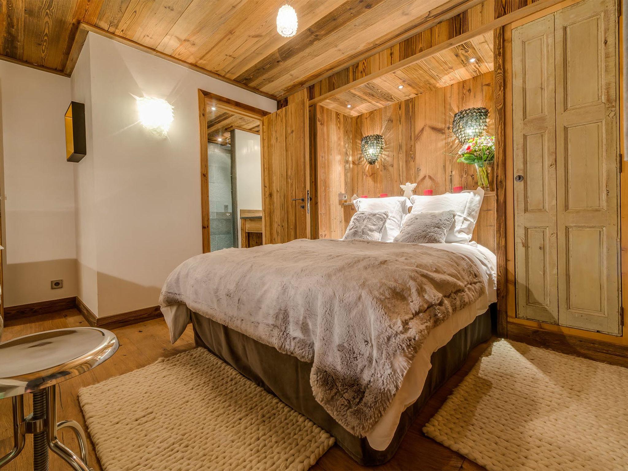 Foto 3 - Casa con 4 camere da letto a Val-d'Isère con terrazza e vasca idromassaggio