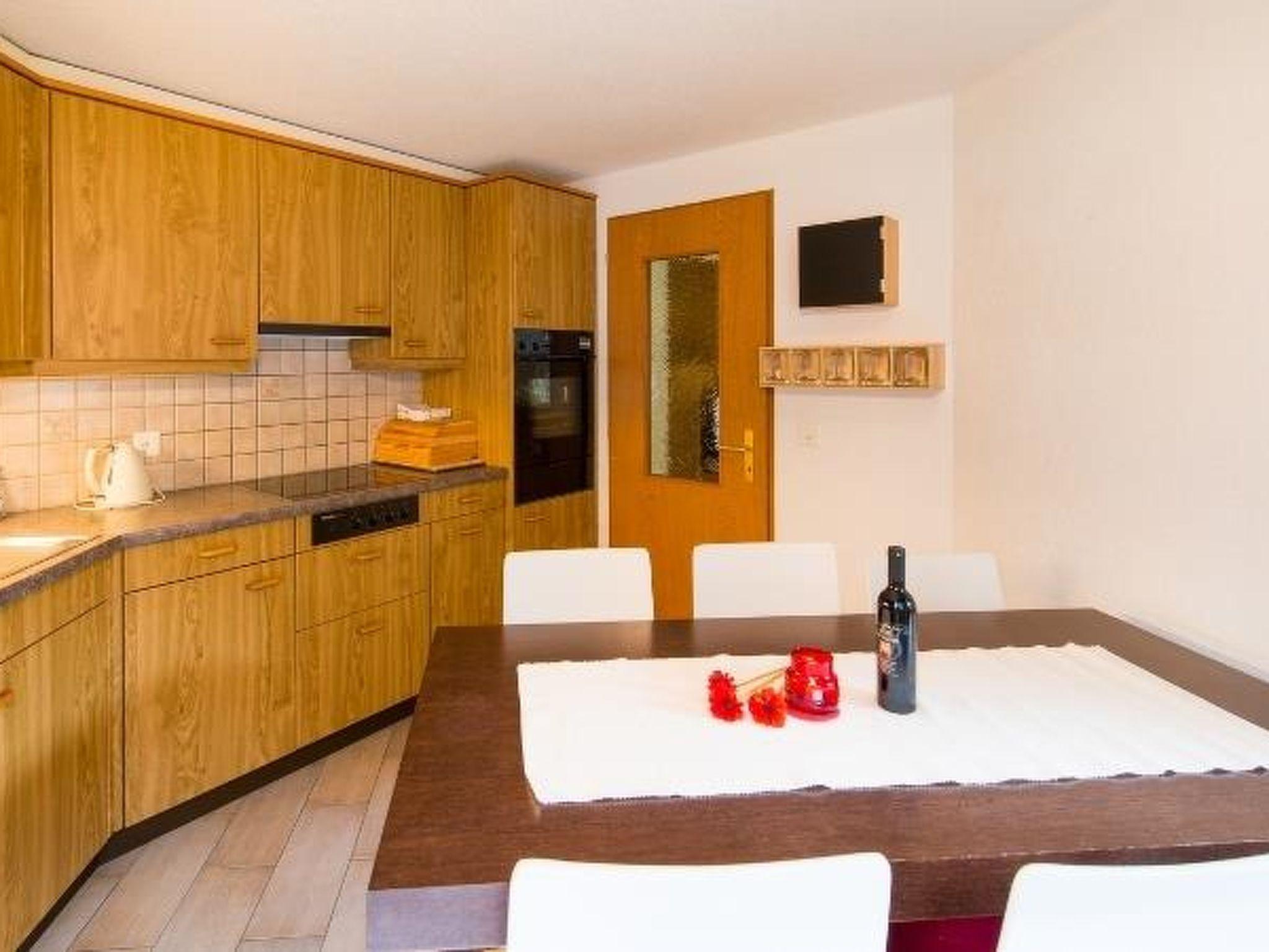 Foto 7 - Apartamento de 3 quartos em Saas-Grund