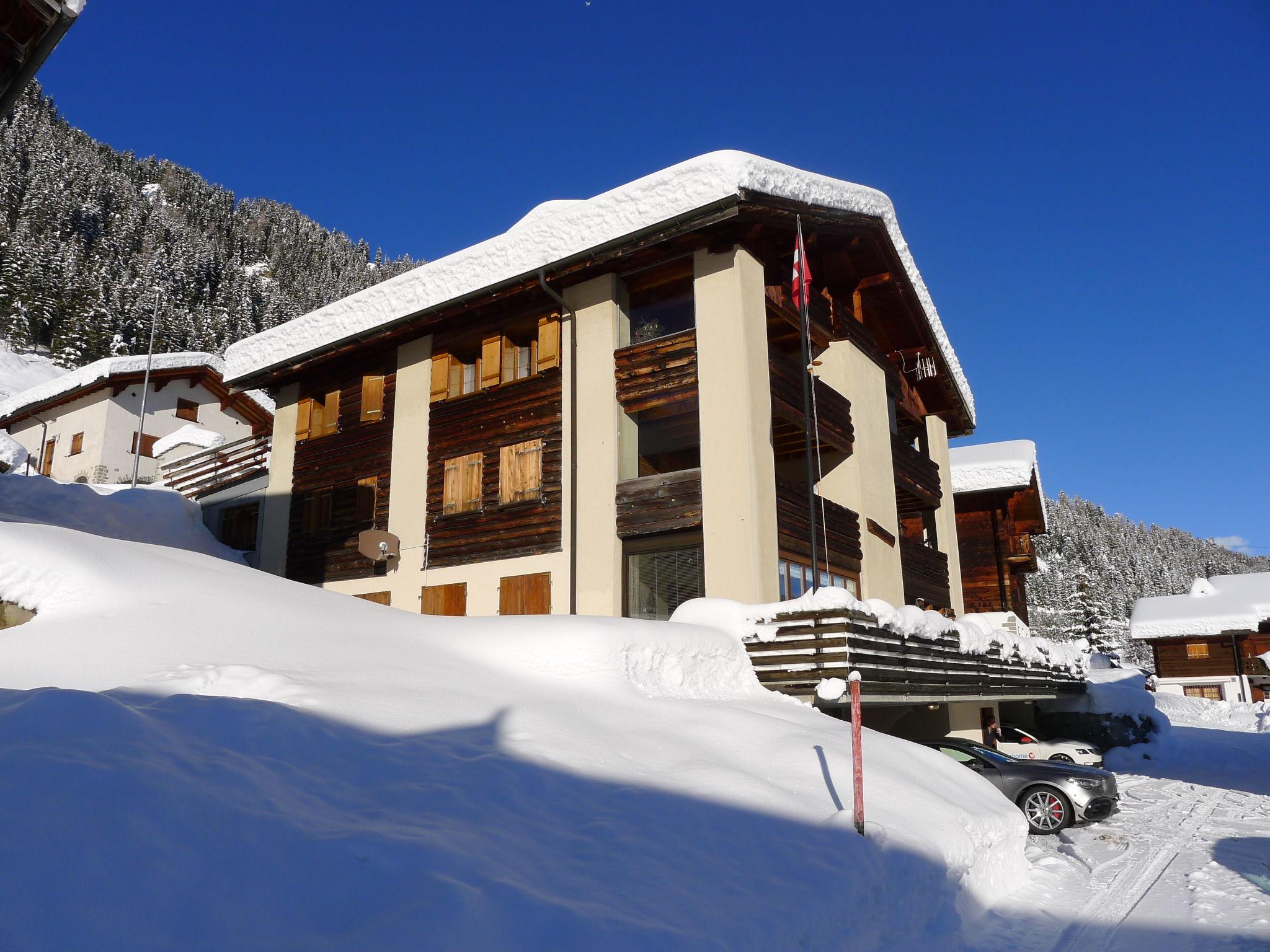 Photo 31 - Appartement de 2 chambres à Tujetsch avec jardin et vues sur la montagne