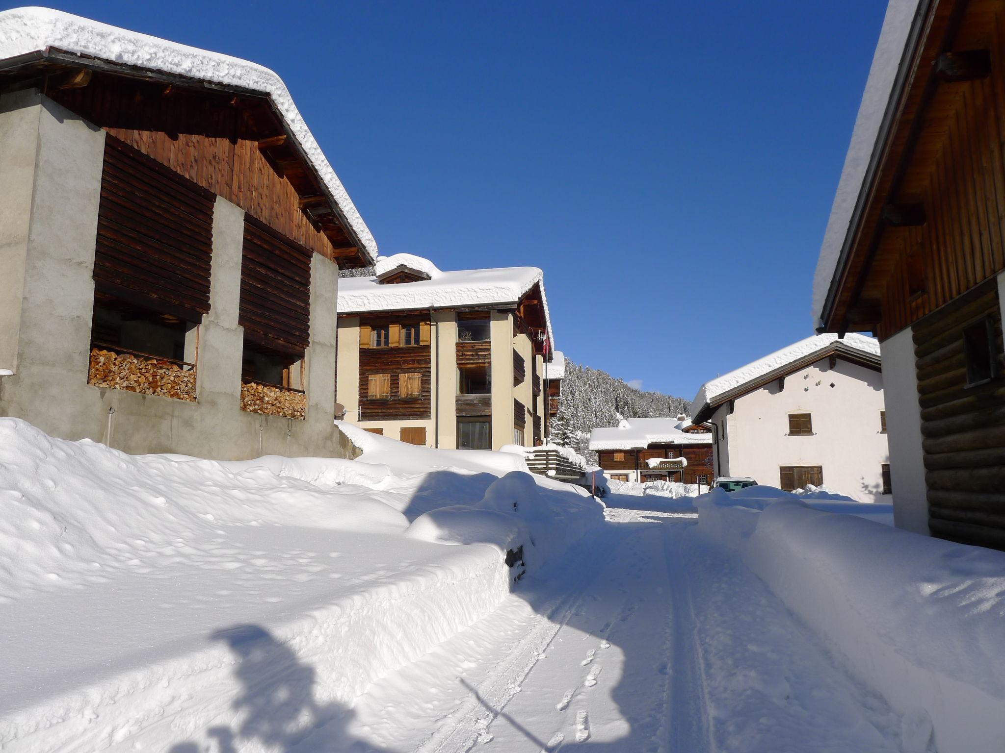 Photo 32 - Appartement de 2 chambres à Tujetsch avec jardin et vues sur la montagne