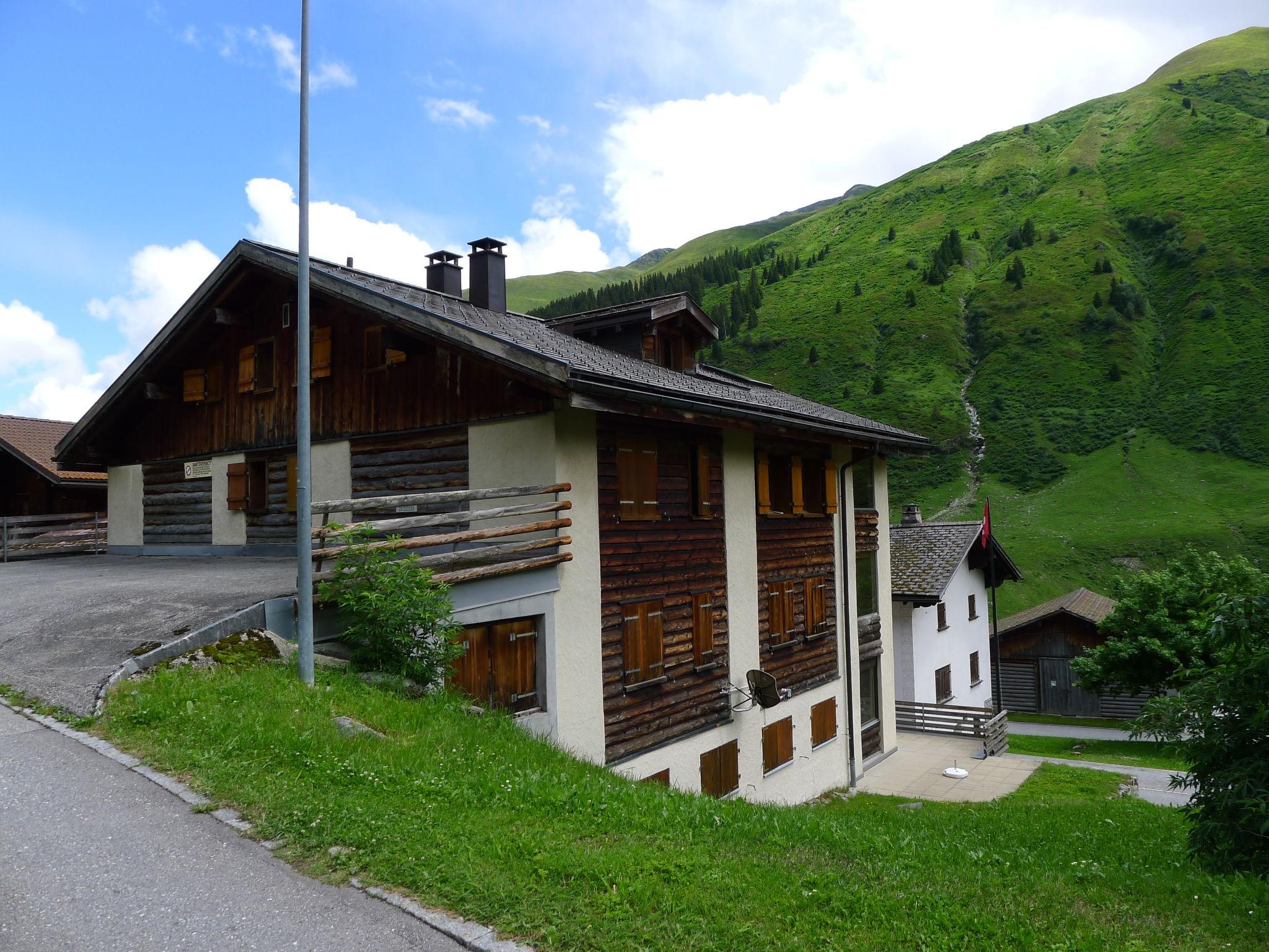 Photo 22 - Appartement de 2 chambres à Tujetsch avec jardin et vues sur la montagne