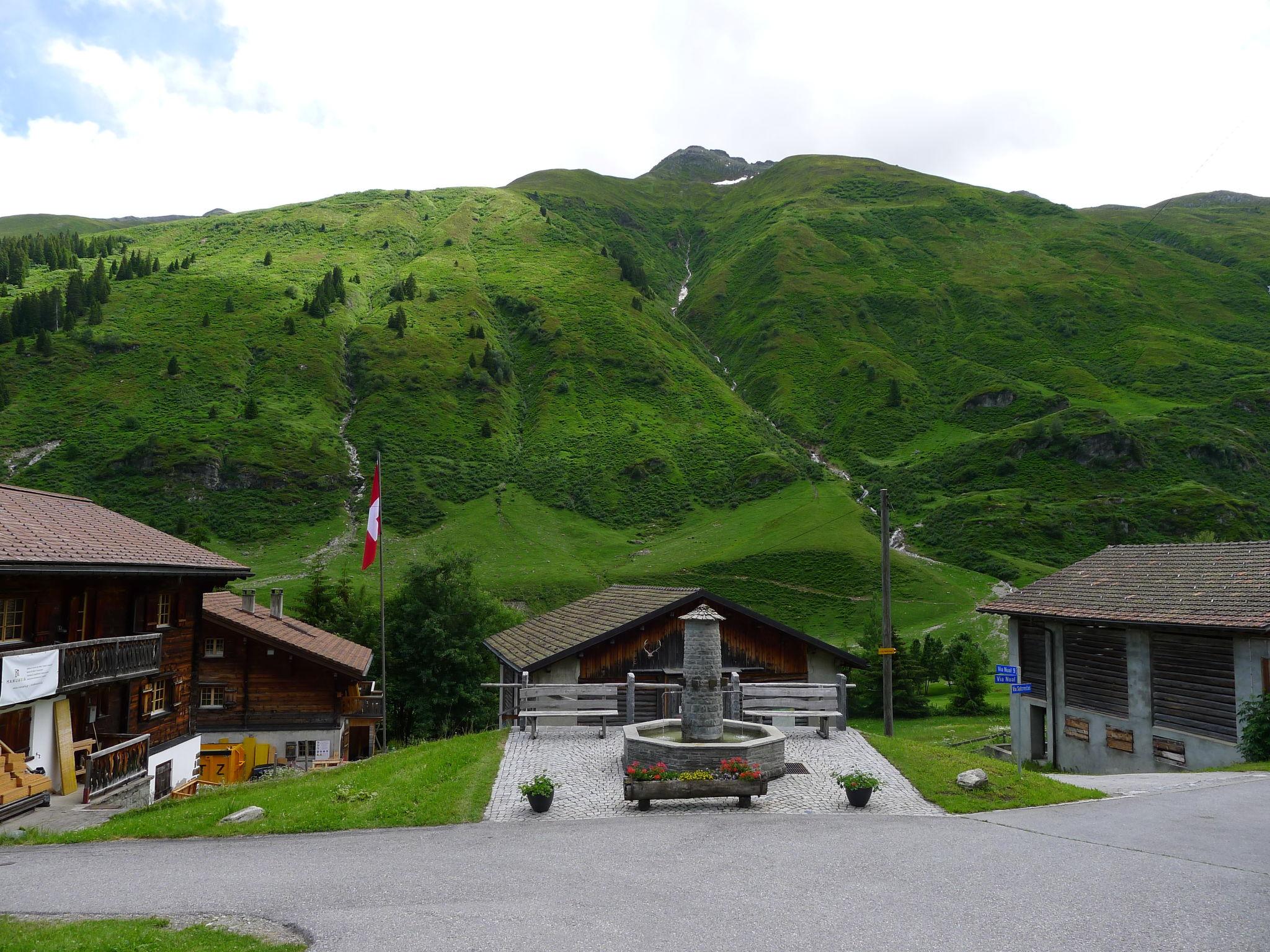 Photo 26 - Appartement de 2 chambres à Tujetsch avec jardin et vues sur la montagne