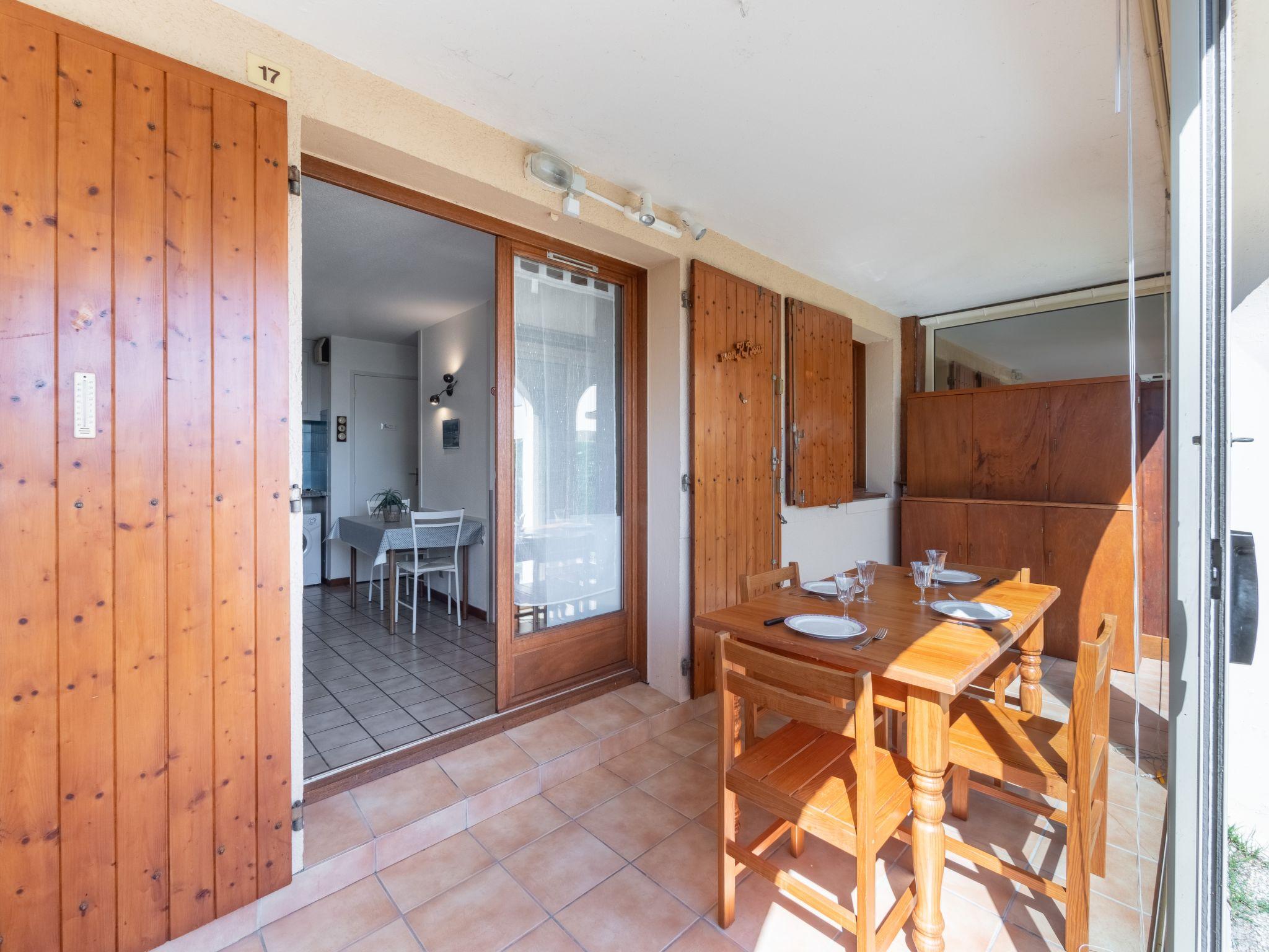 Foto 12 - Apartment mit 1 Schlafzimmer in Vaux-sur-Mer mit garten und blick aufs meer