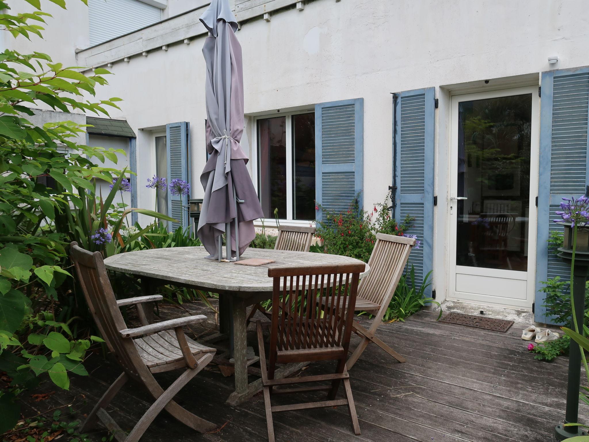 Photo 12 - Maison de 1 chambre à Loctudy avec jardin et terrasse