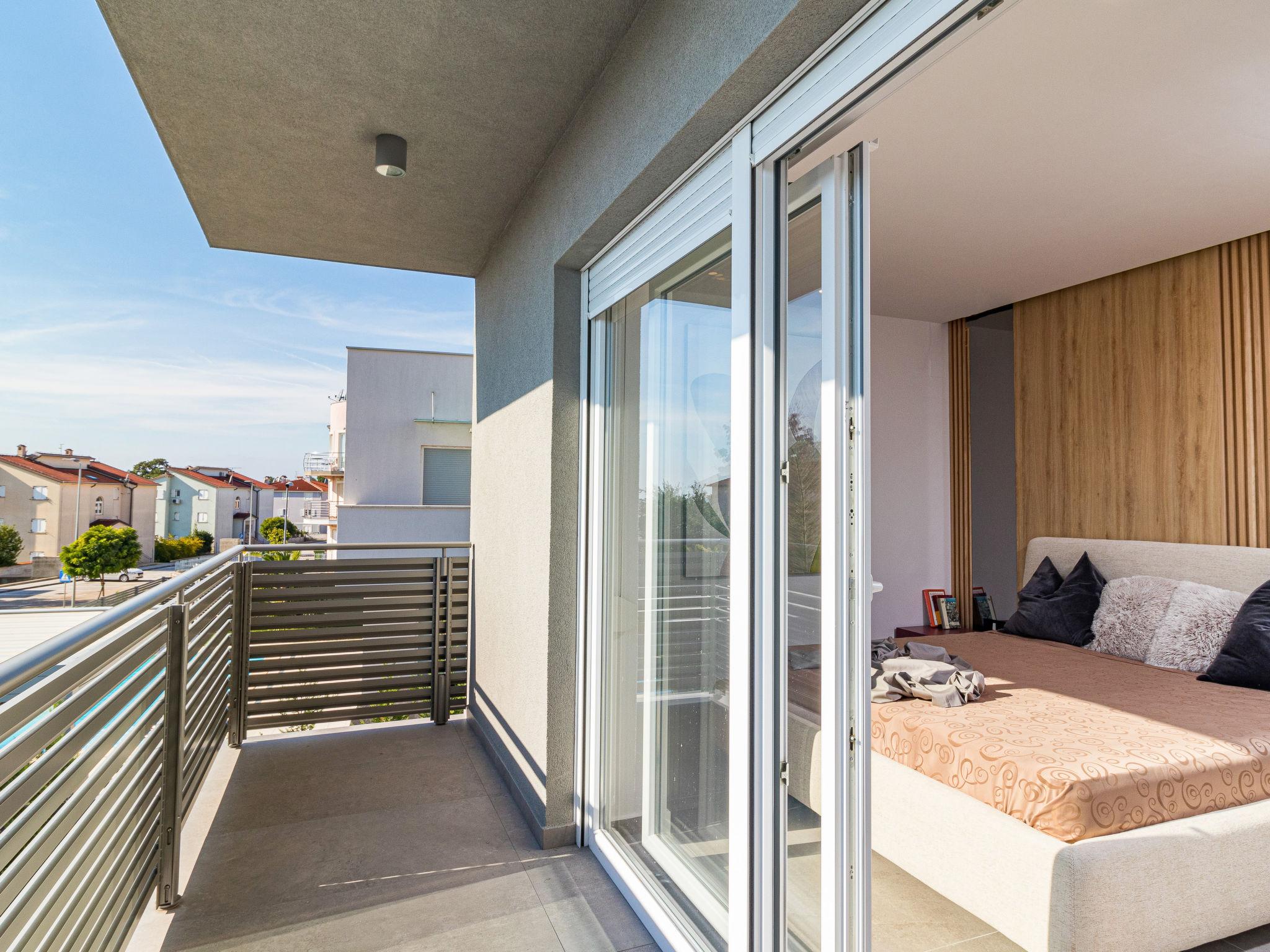 Foto 16 - Casa de 3 habitaciones en Brtonigla con piscina privada y vistas al mar