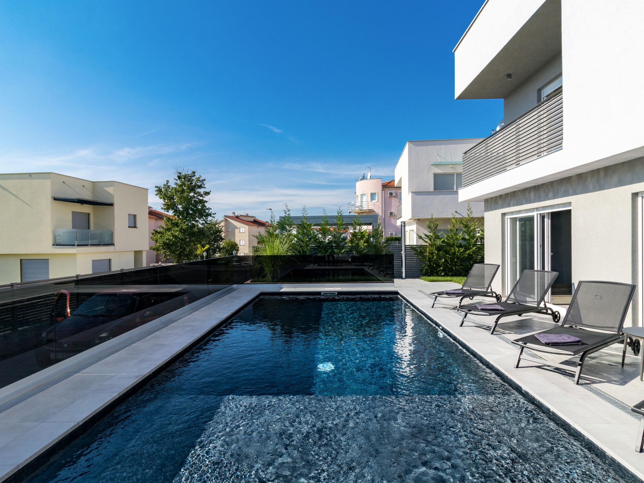 Foto 32 - Casa de 3 quartos em Brtonigla com piscina privada e vistas do mar