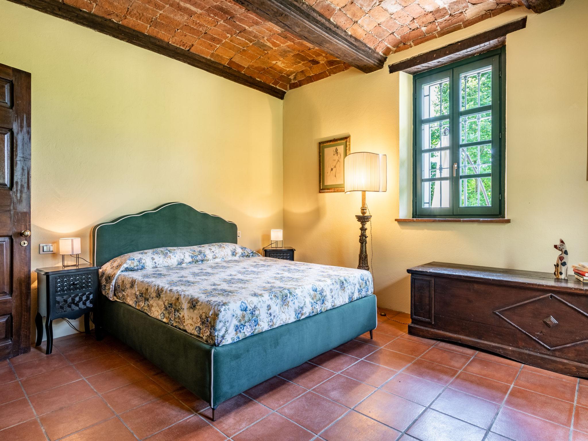 Foto 5 - Apartamento de 1 habitación en Vigliano d'Asti con piscina y jardín