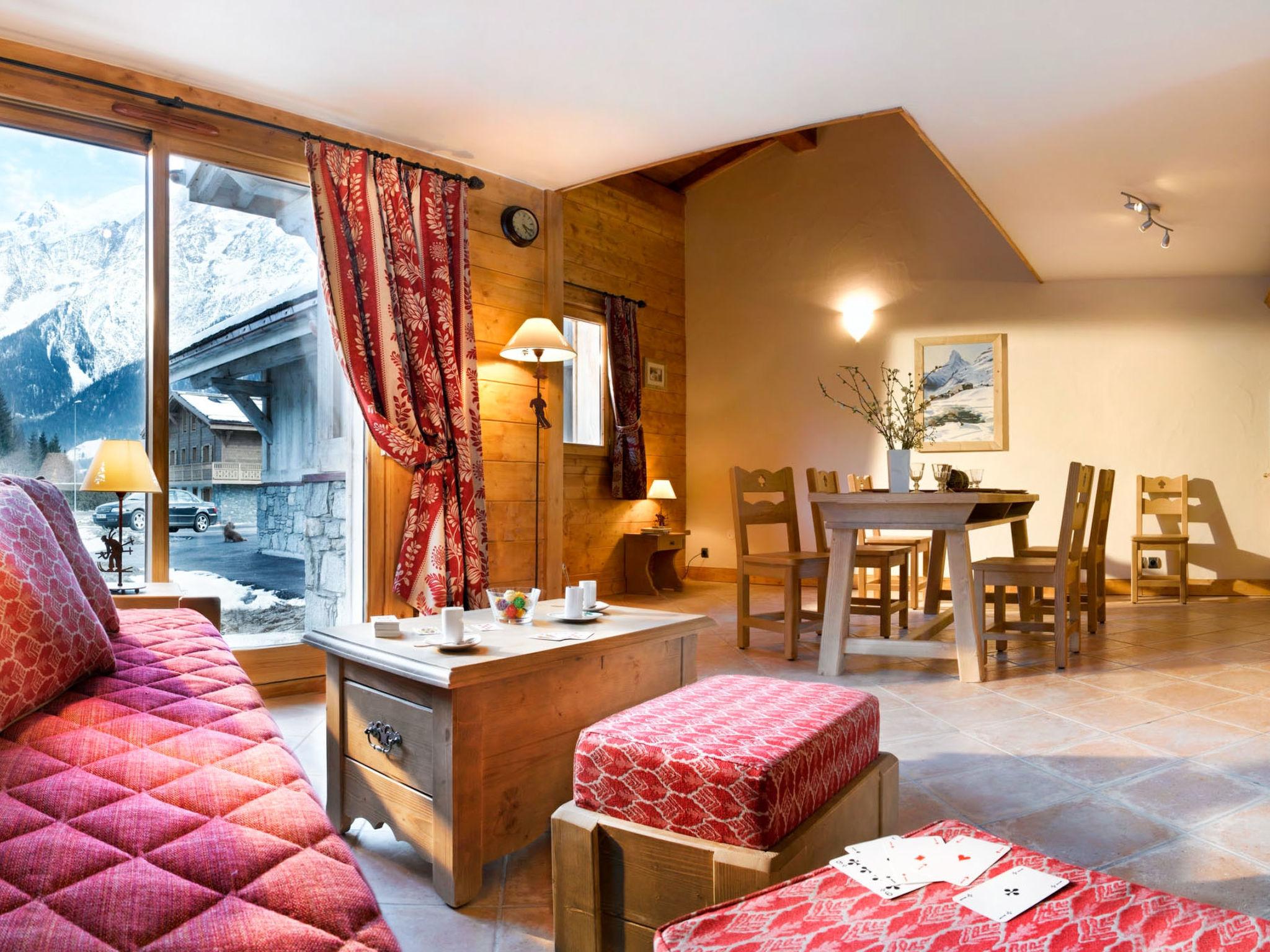 Foto 2 - Apartment mit 1 Schlafzimmer in Les Houches mit schwimmbad und blick auf die berge