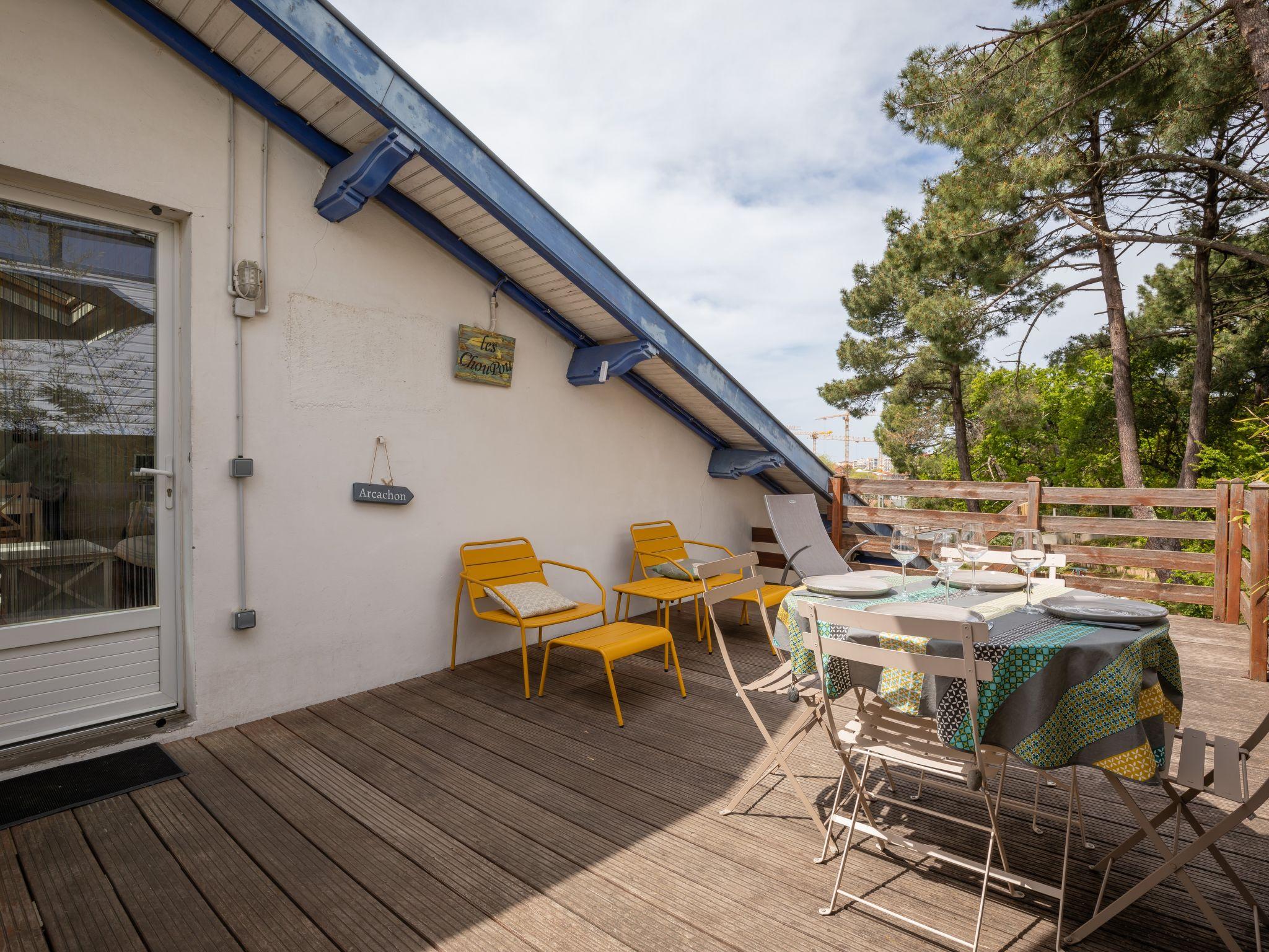 Foto 11 - Appartamento con 1 camera da letto a Arcachon con terrazza e vista mare