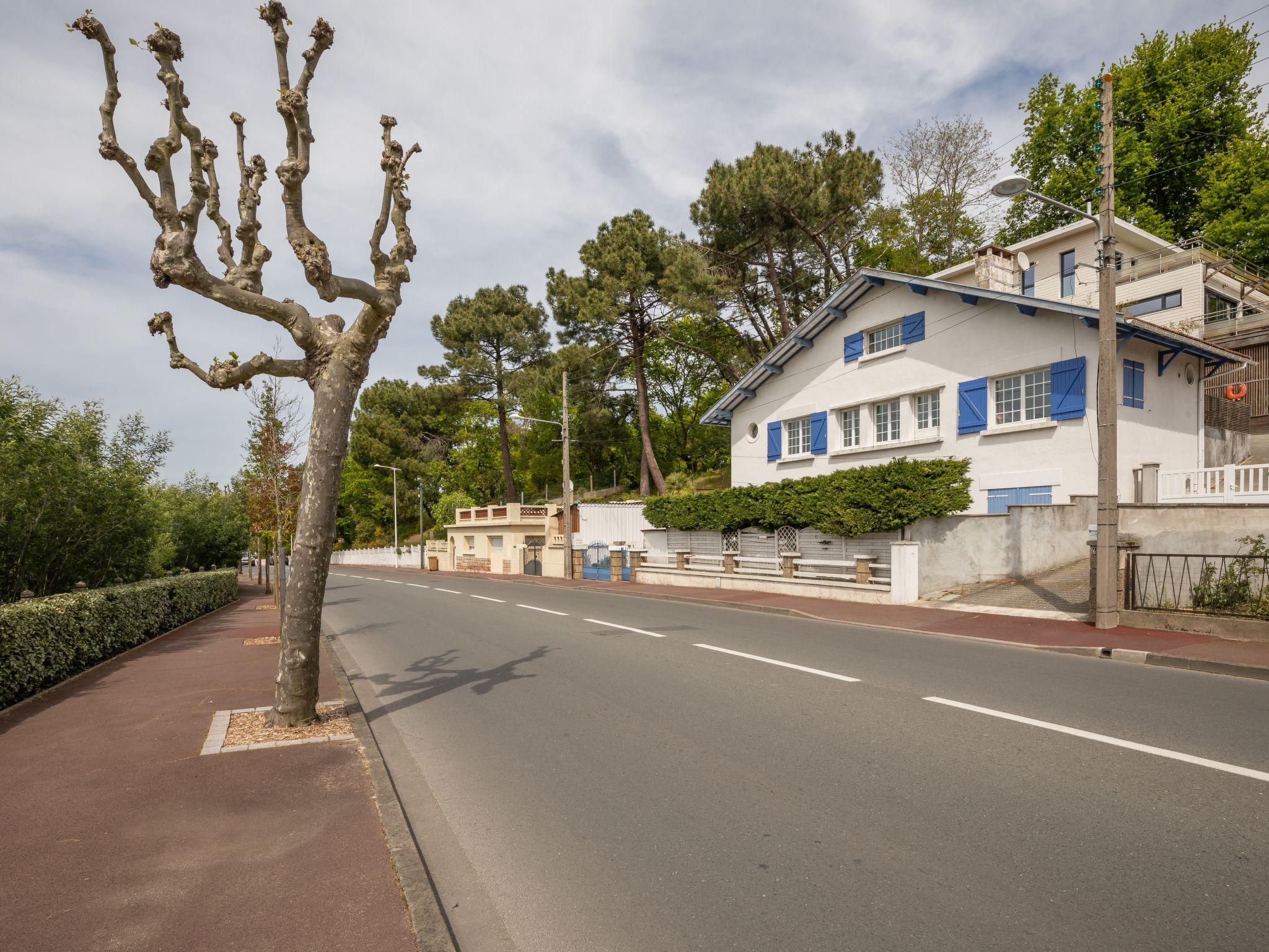 Foto 12 - Appartamento con 1 camera da letto a Arcachon con terrazza e vista mare