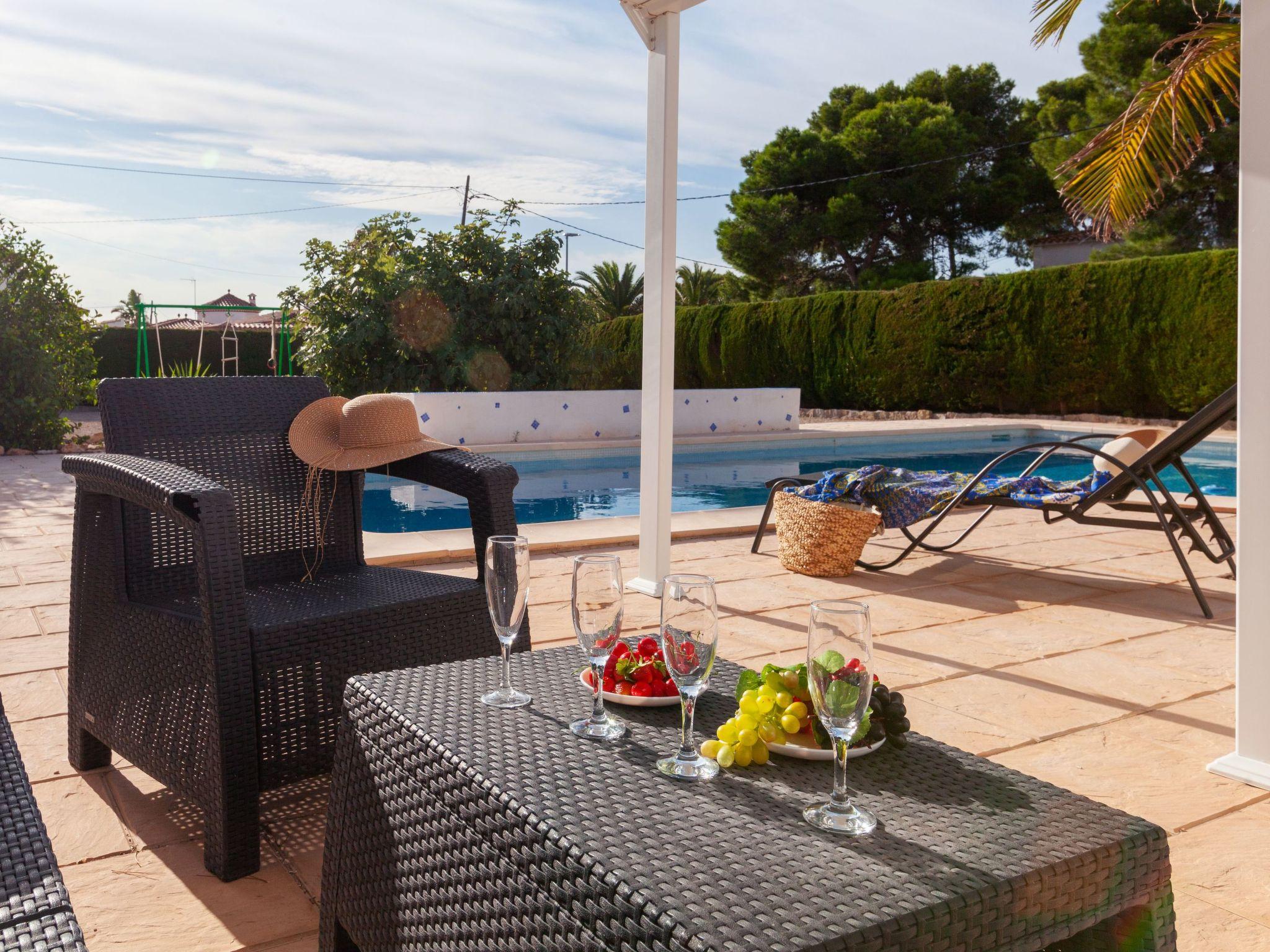 Photo 5 - 3 bedroom House in Mont-roig del Camp with private pool and sea view