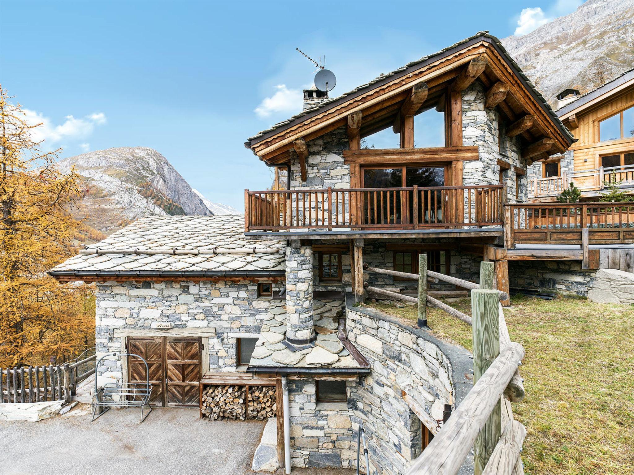 Foto 1 - Casa de 6 habitaciones en Val-d'Isère con bañera de hidromasaje y vistas a la montaña