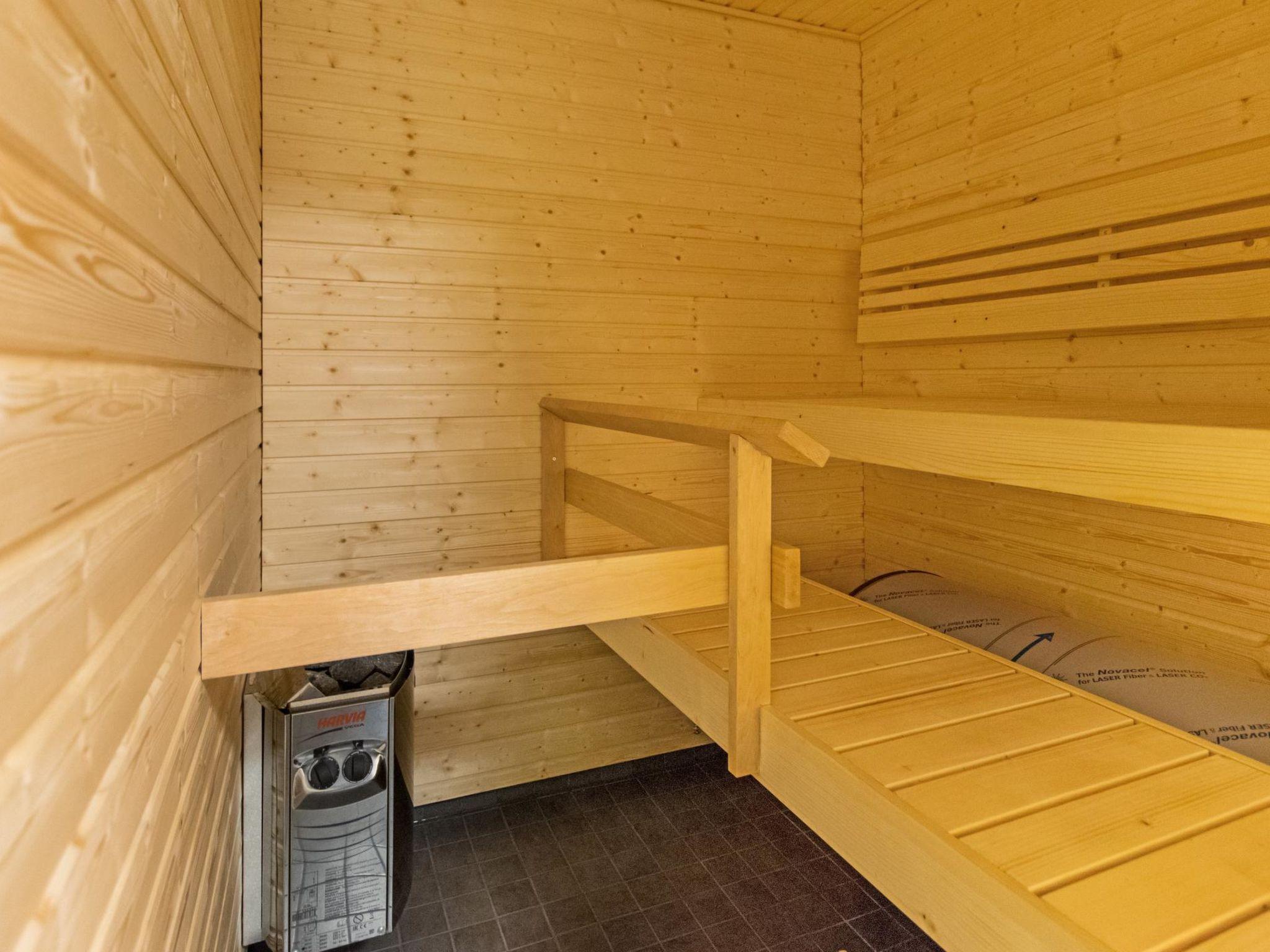 Photo 20 - Maison de 3 chambres à Petäjävesi avec sauna