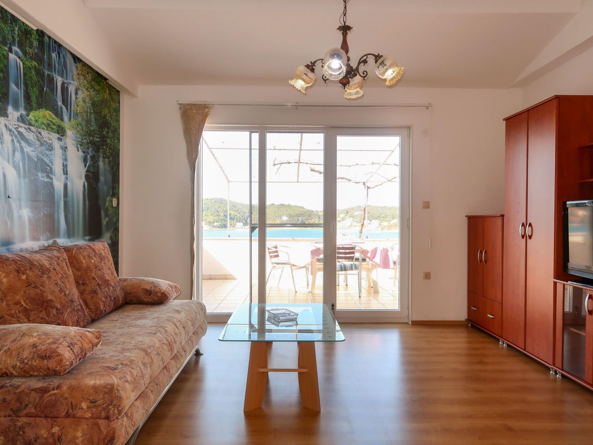 Foto 14 - Apartamento de 1 quarto em Rab com terraço e vistas do mar