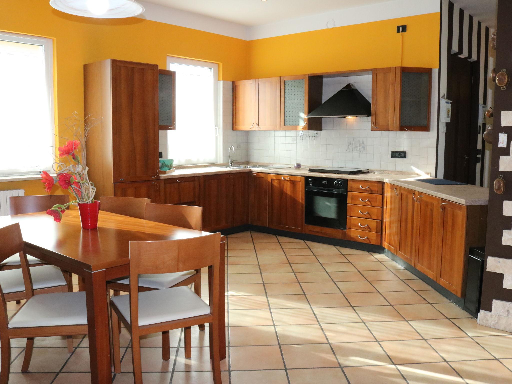 Photo 3 - 3 bedroom House in Lazise with garden