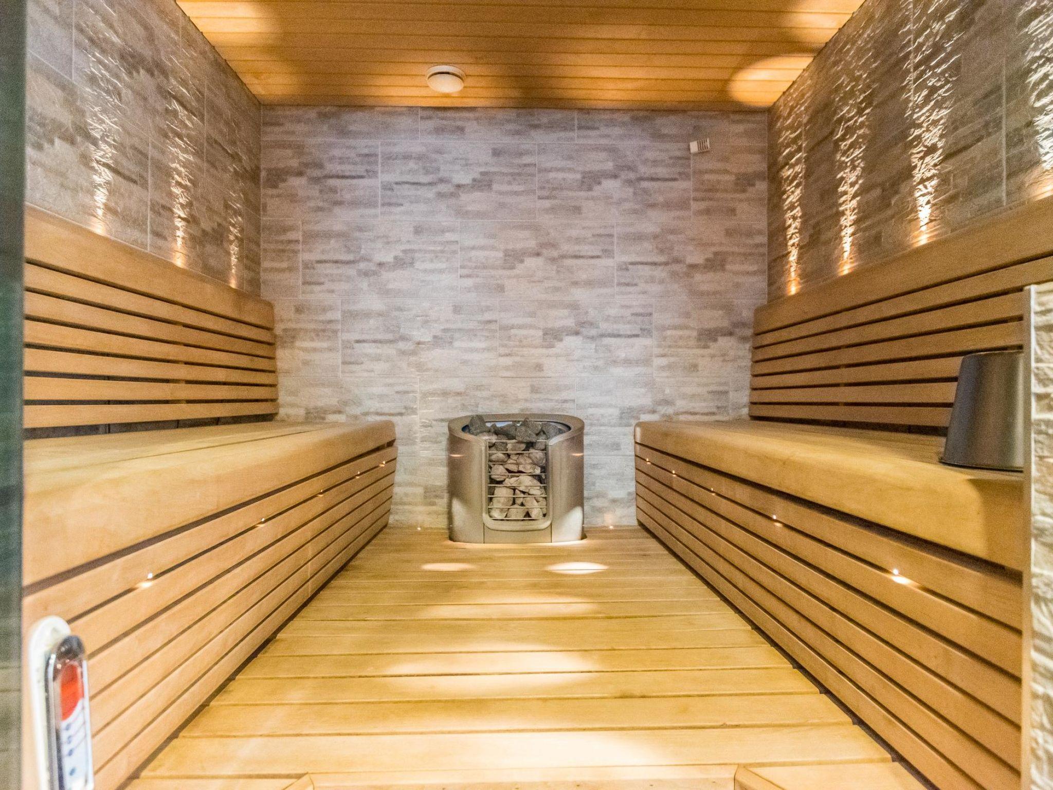 Foto 17 - Haus mit 2 Schlafzimmern in Hyrynsalmi mit sauna