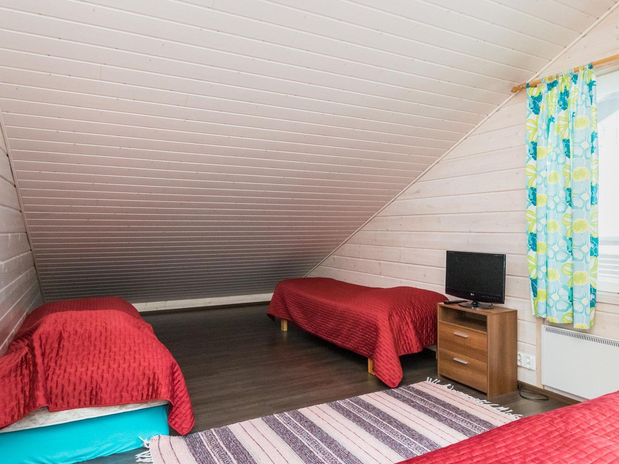 Foto 14 - Haus mit 2 Schlafzimmern in Hyrynsalmi mit sauna