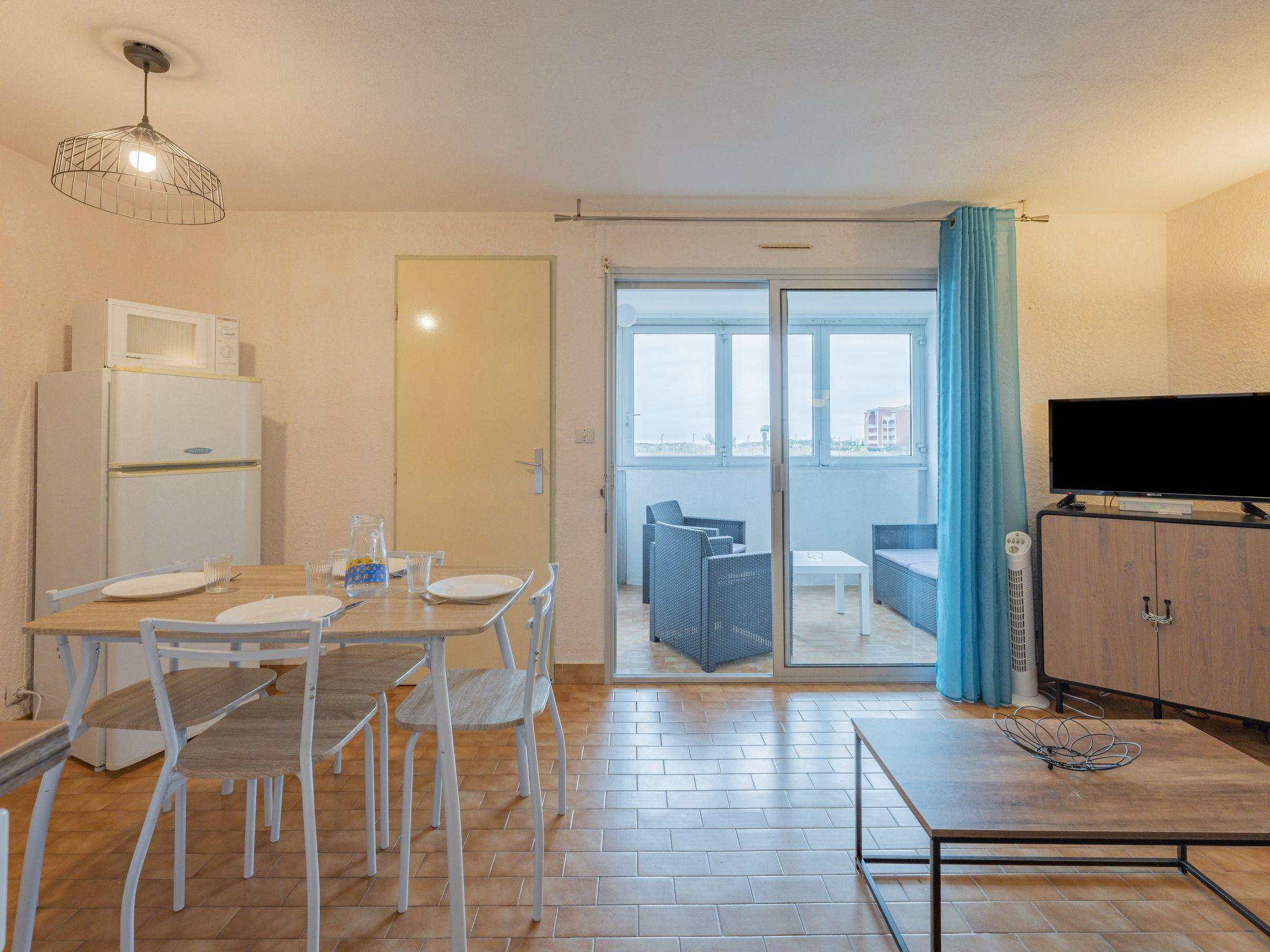 Foto 8 - Apartamento de 1 quarto em Agde com vistas do mar