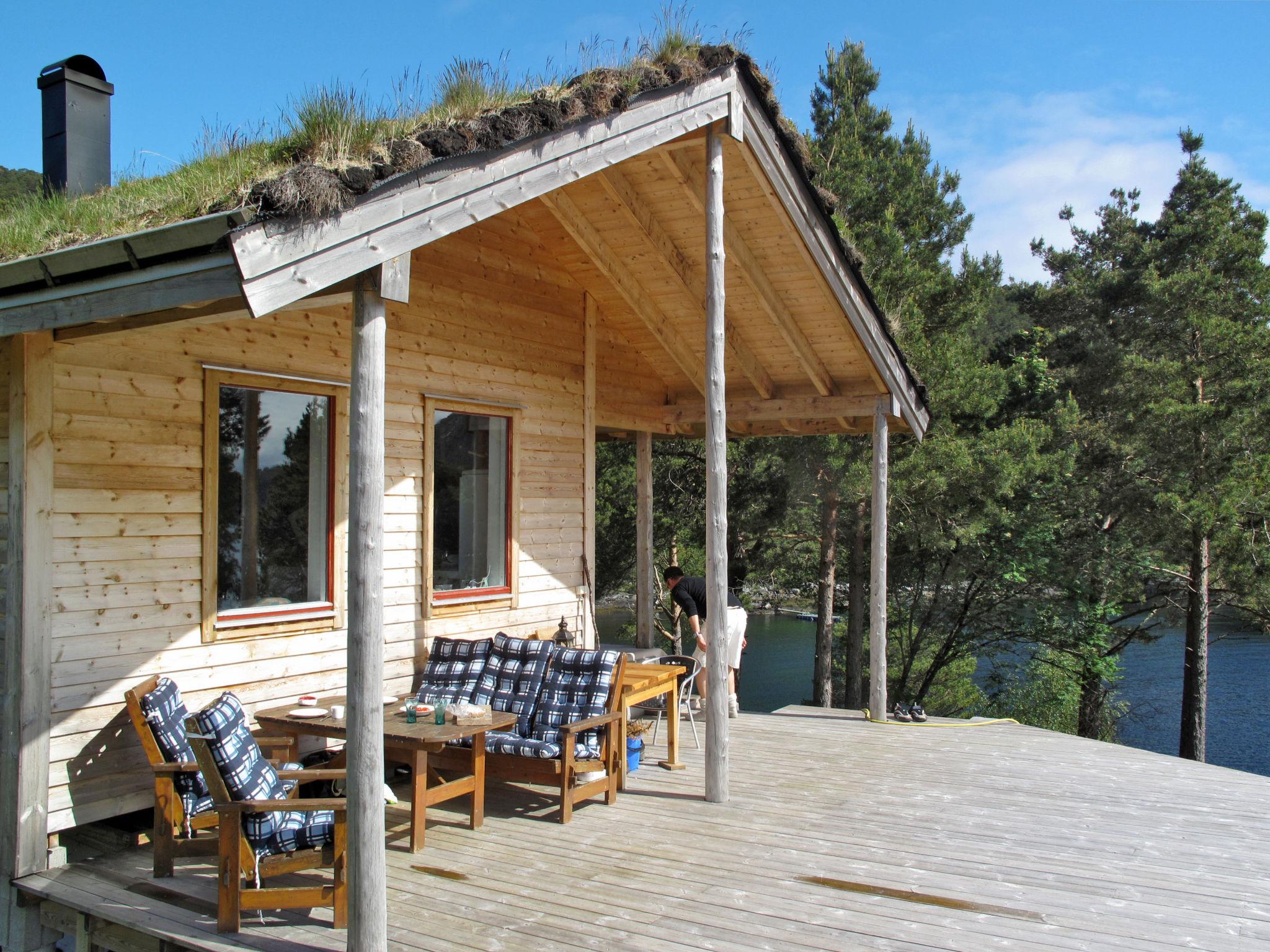 Foto 1 - Casa de 2 habitaciones en Kinn con terraza y sauna
