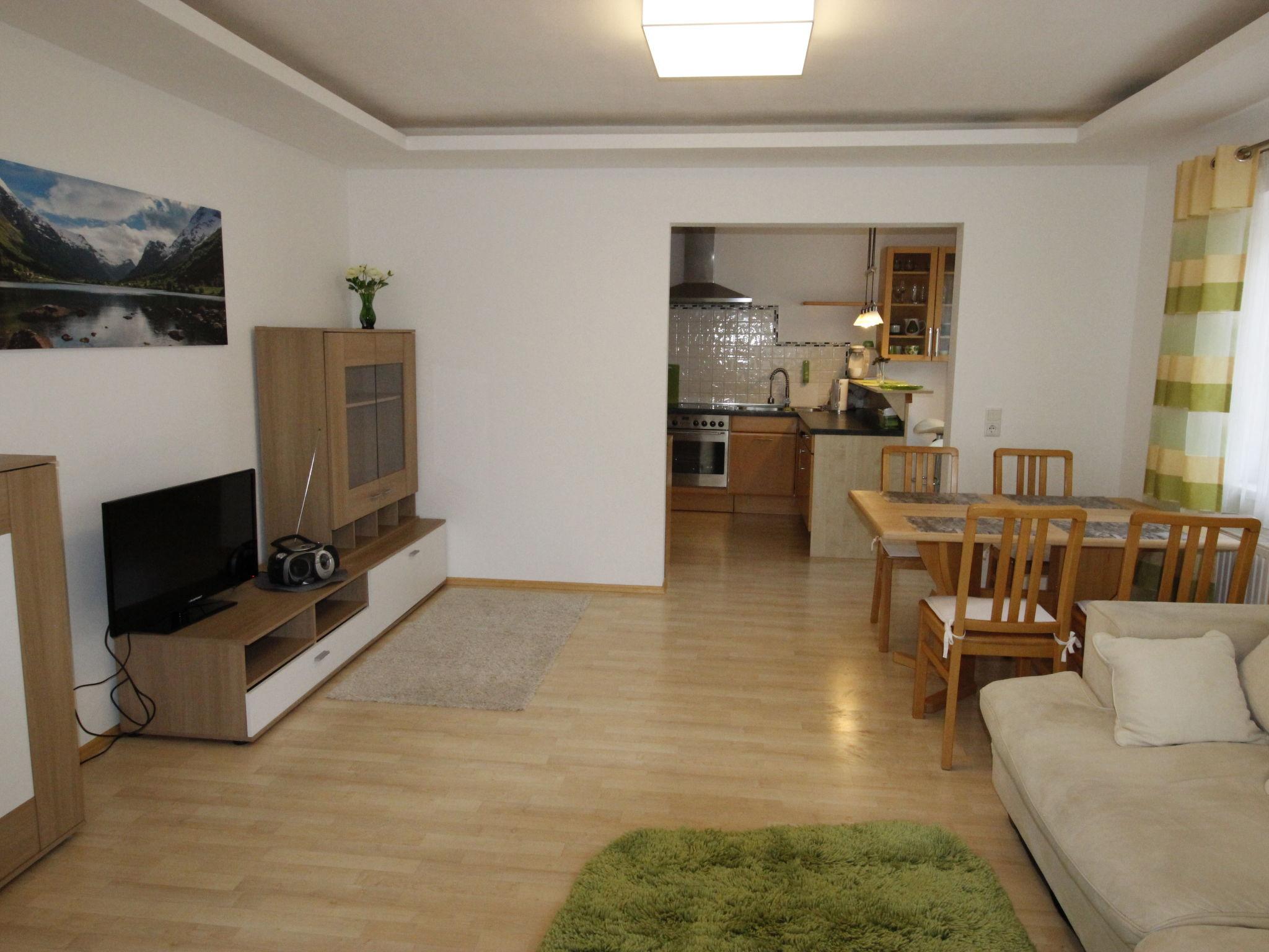 Photo 10 - 1 bedroom Apartment in Saalfelden am Steinernen Meer with mountain view