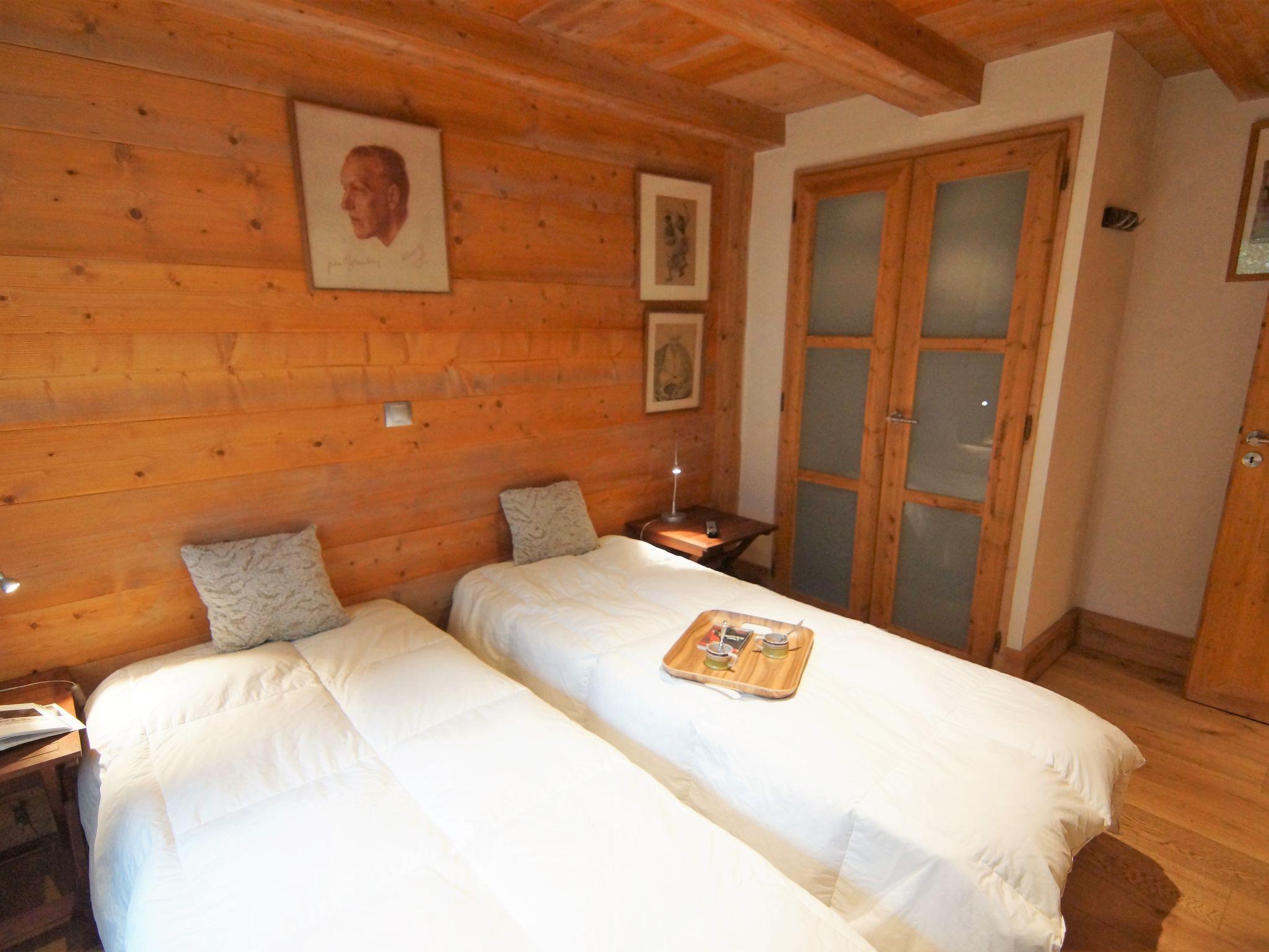 Foto 13 - Apartamento de 2 habitaciones en Chamonix-Mont-Blanc con terraza y vistas a la montaña