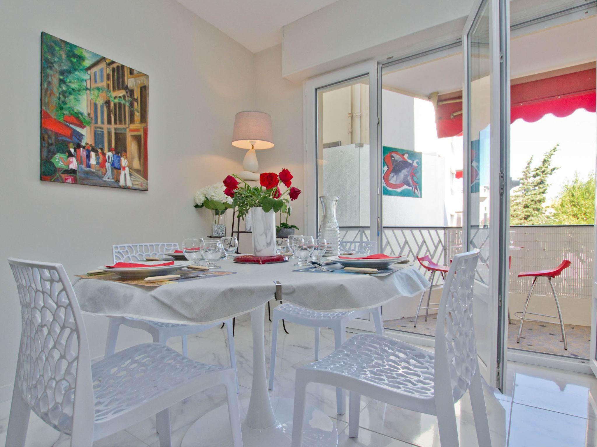 Foto 2 - Apartamento de 2 quartos em Cannes com terraço e vistas do mar