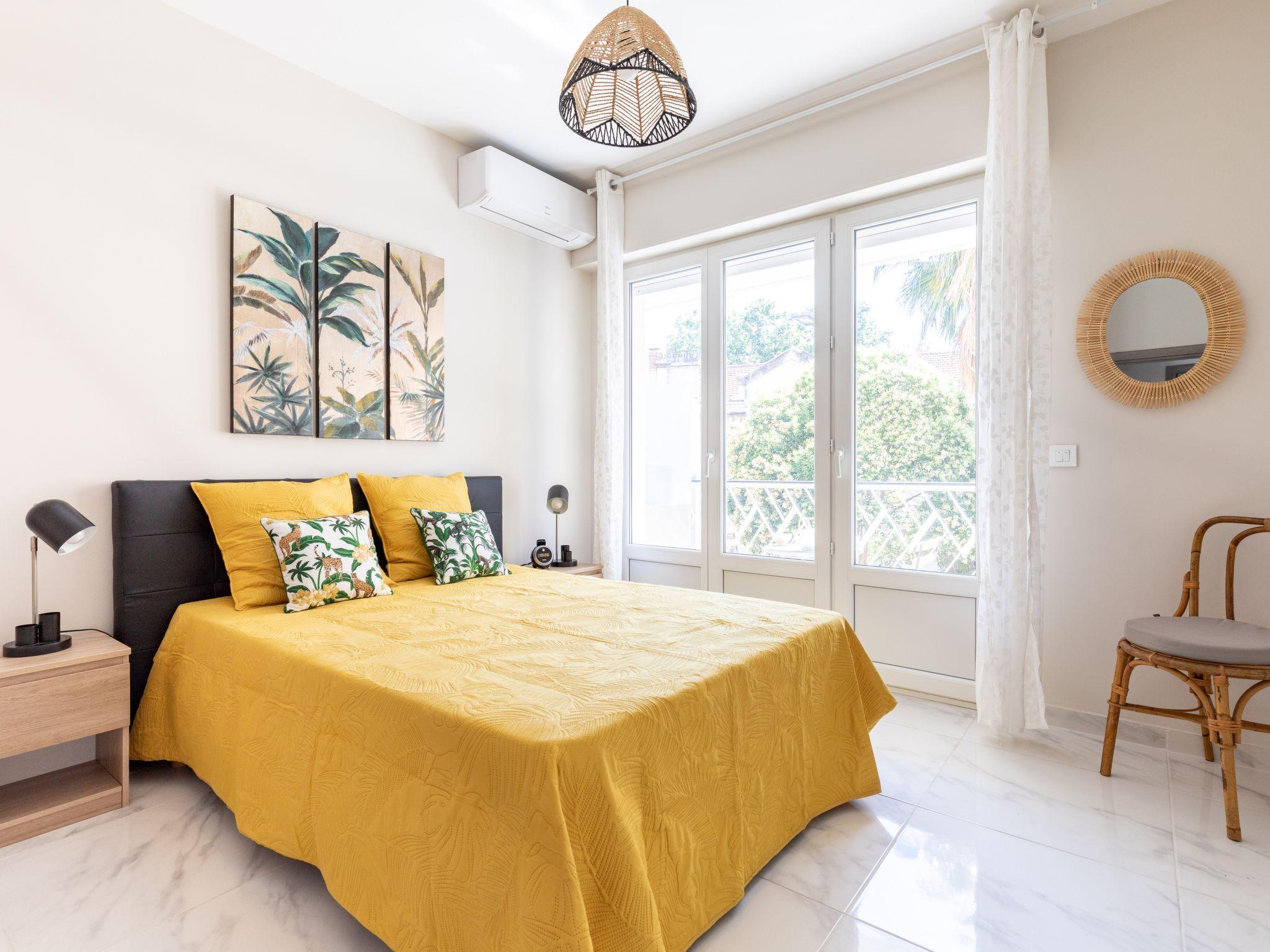 Foto 11 - Apartamento de 2 habitaciones en Cannes con terraza y vistas al mar