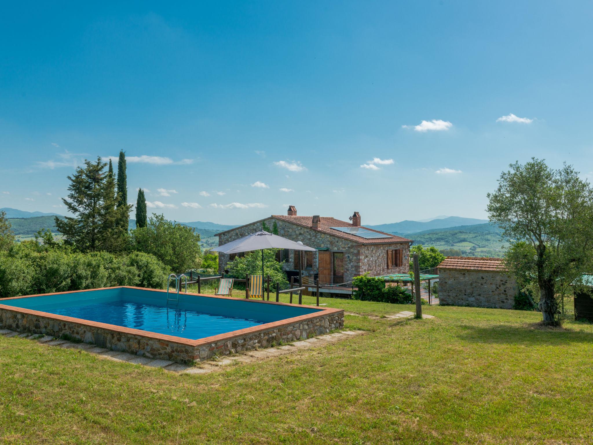 Foto 1 - Casa con 3 camere da letto a Gavorrano con piscina privata e giardino